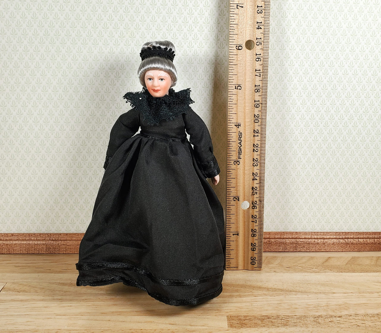 Dollhouse Grandma Grandmother Porcelain Doll Victorian Black Dress 1:12 Scale