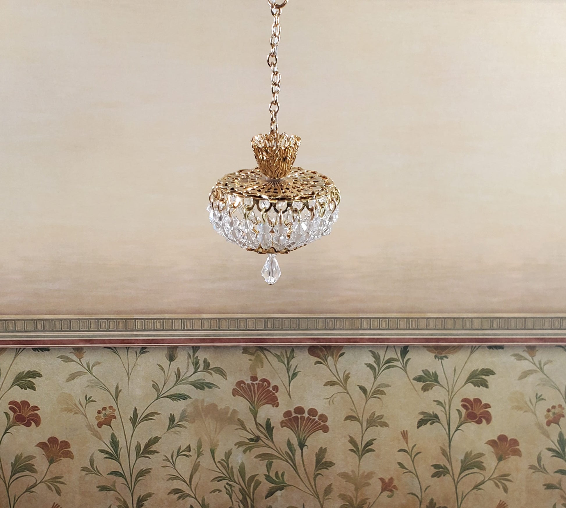 Dollhouse Ceiling Light Real Glass Crystals Low Profile 12 Volt 1:12 Scale Miniature