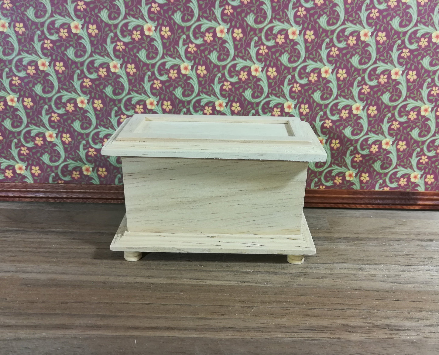 Dollhouse Wood Blanket Trunk Unpainted 1:12 Scale Miniature Furniture