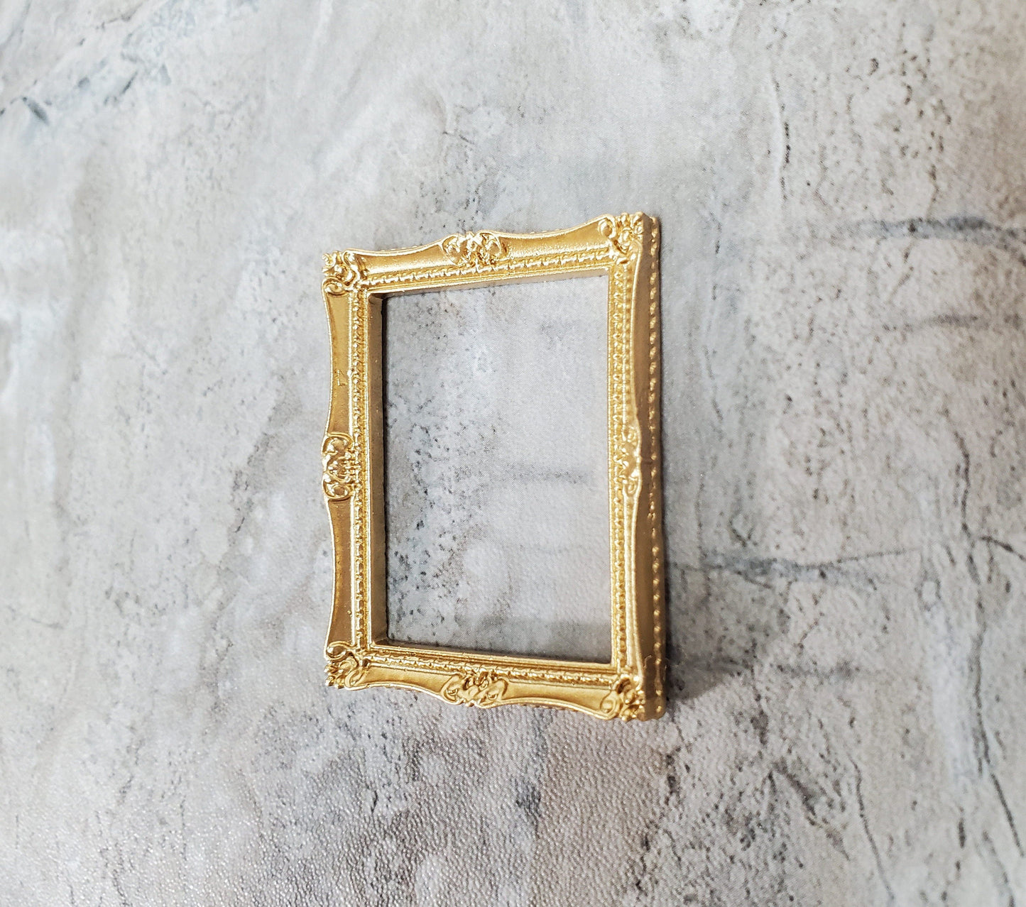 Dollhouse Picture Frame Gold for Paintings Medium Size 1:12 Scale Miniature