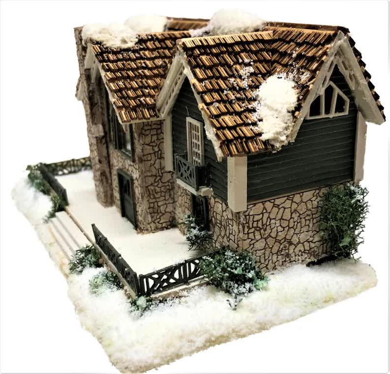 1:144 Scale Dollhouse KIT Tiny Vacation Lodge Home Log Home or Siding Option - Miniature Crush