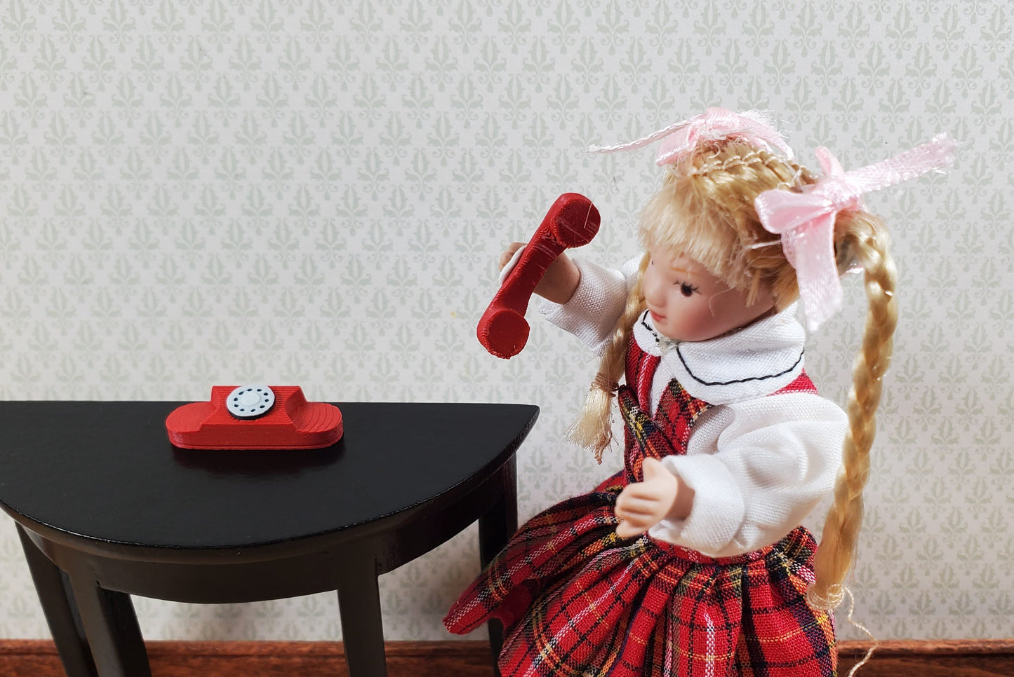 Dollhouse Princess Telephone Dial Phone Modern 1950s Red 1:12 Scale Miniature