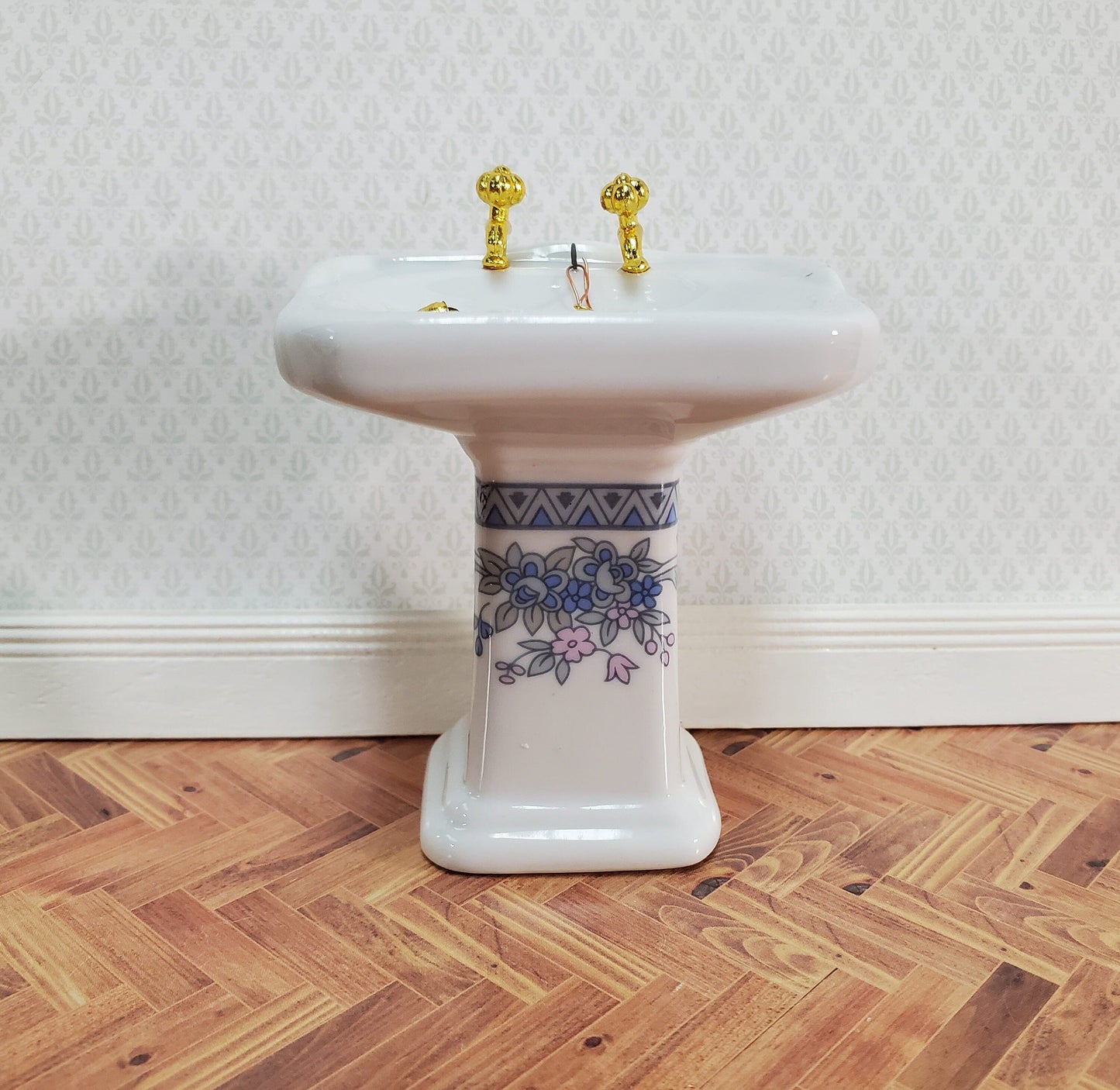 Dollhouse Bathroom Set White & Blue Ceramic Tub Toilet Sink 1:12 Scale Miniature
