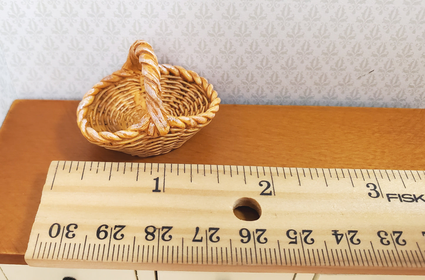 Dollhouse Basket with Handle Wicker Style 1:12 Scale Miniature Decor Accessories