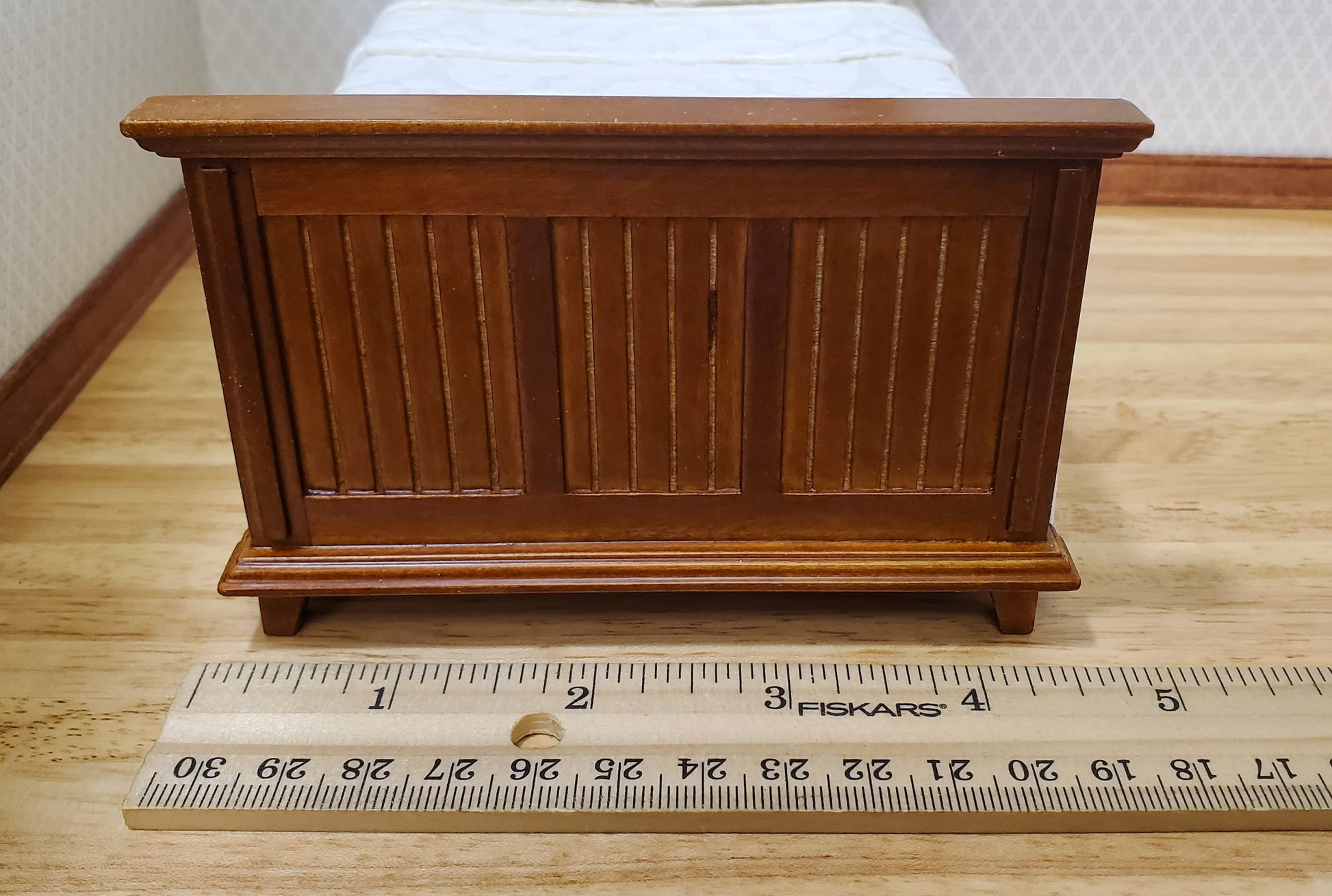 JBM Dollhouse Bed Farmhouse Country Style Walnut Finish 1:12 Miniature Furniture