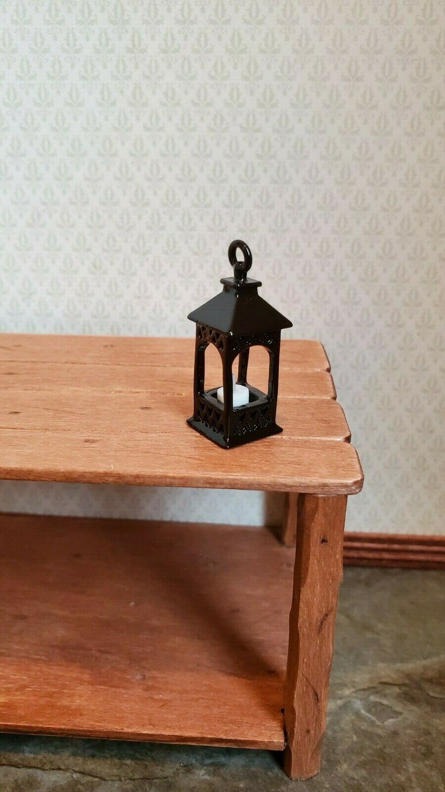 Dollhouse Miniature Carriage Lantern with Candle 1:12 Scale non electric