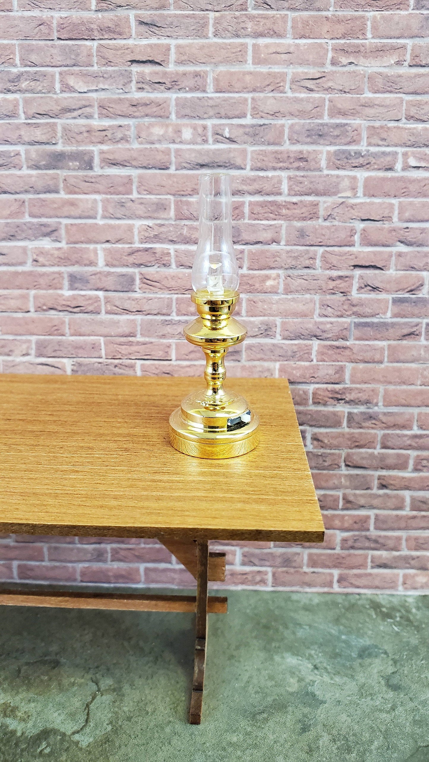 Dollhouse Battery Light Hurricane Table Lamp Gold 1:12 Scale Miniature Lantern