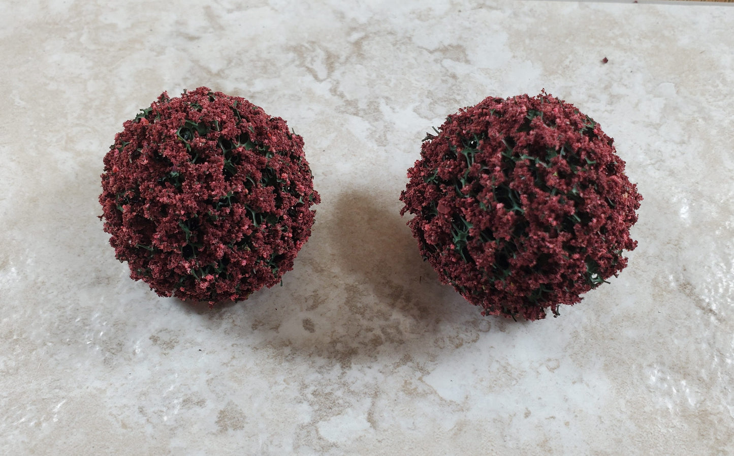 2 Model Scenery Round Flowering Shrubs Mauve Dollhouses Scale Model RR 1.5"
