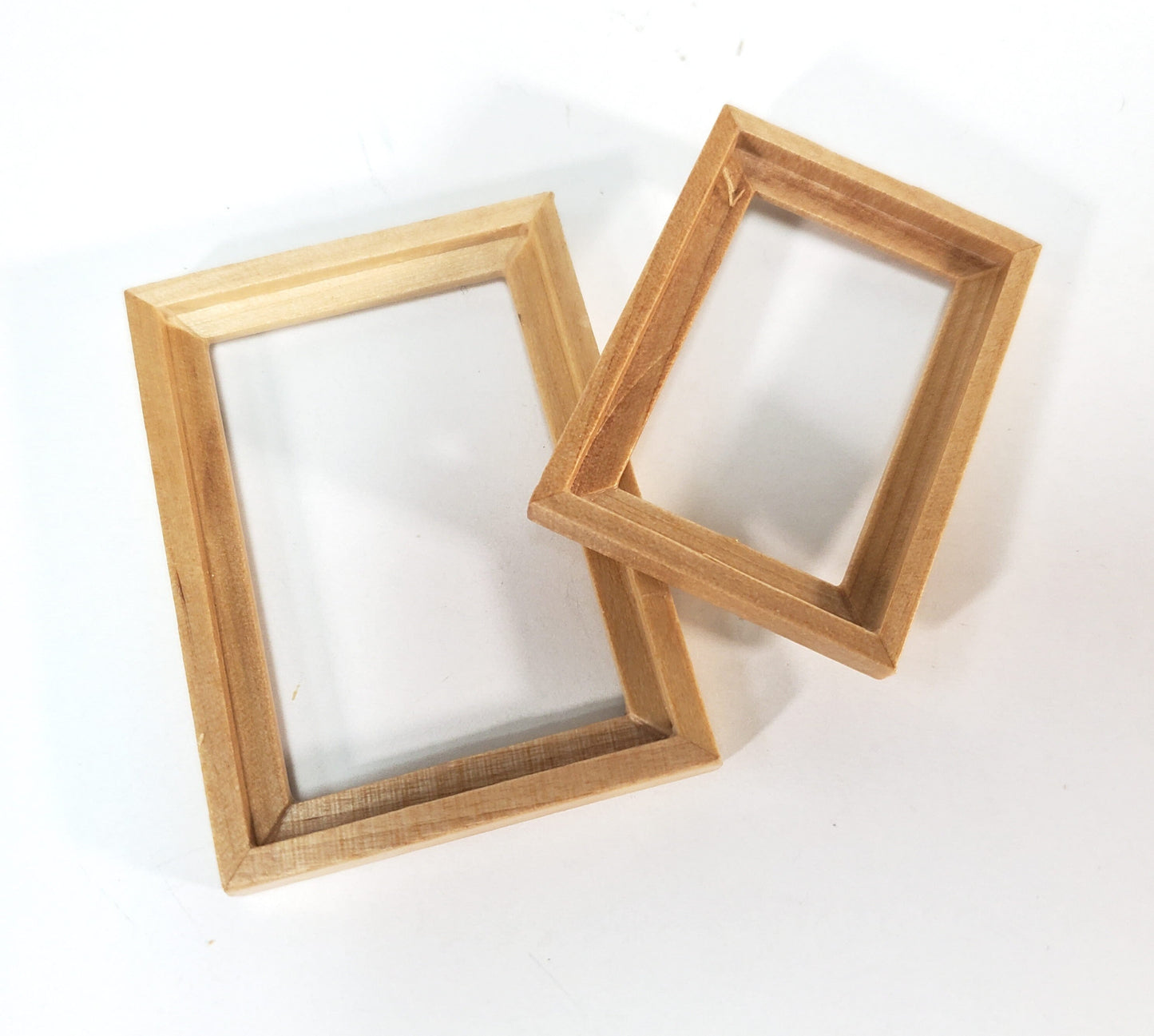 Dollhouse Picture Frames Set of 2 Sizes Wood Light Oak Finish 1:12 Scale Miniatures