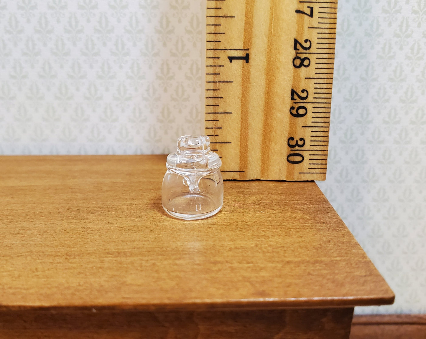 Dollhouse Short Small Jar Clear Glass with Stopper 1:12 Scale Miniature