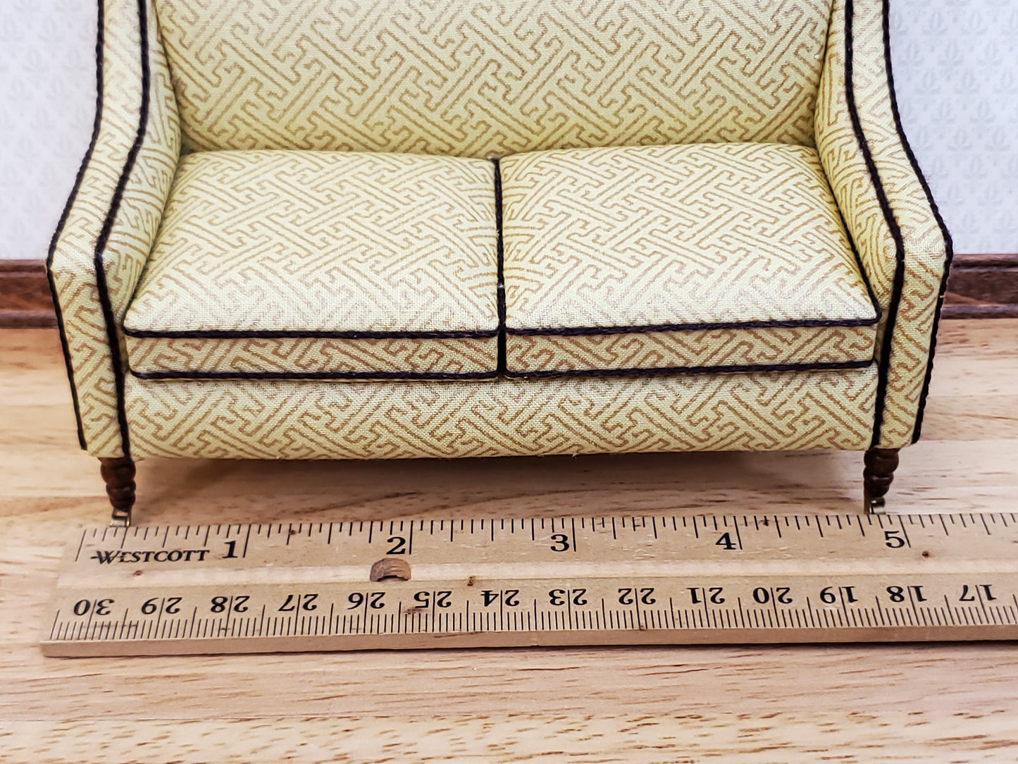 JBM Dollhouse Sofa Couch Retro Style Pale Yellow/Cream 1:12 Scale Miniature Furniture