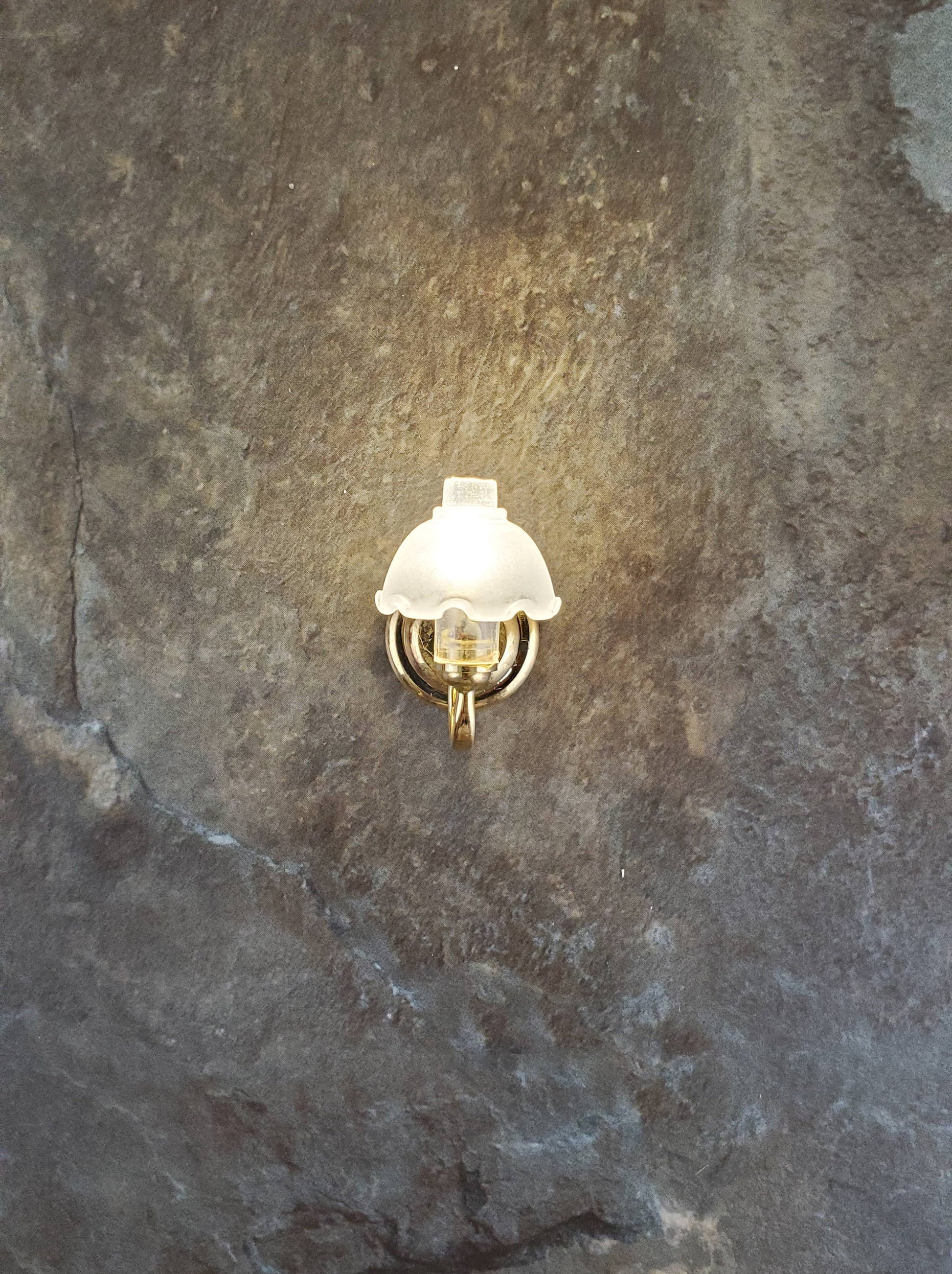 Dollhouse Miniature Battery Light Single Flower Wall Sconce 1:12 Scale