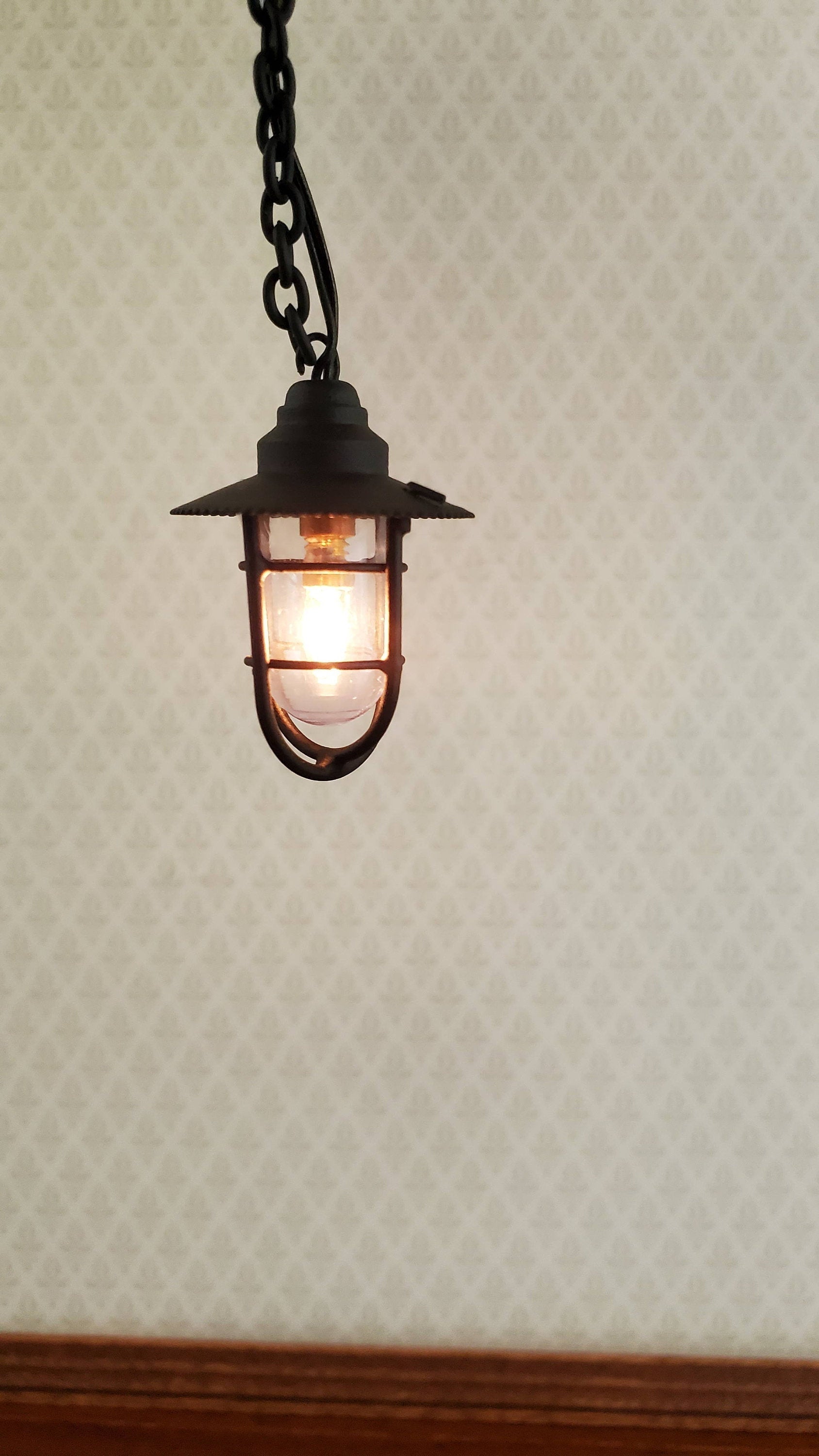 Dollhouse Miniature Hanging Lantern Light Black Vintage Style 12 Volt 1:12 Scale Lighting