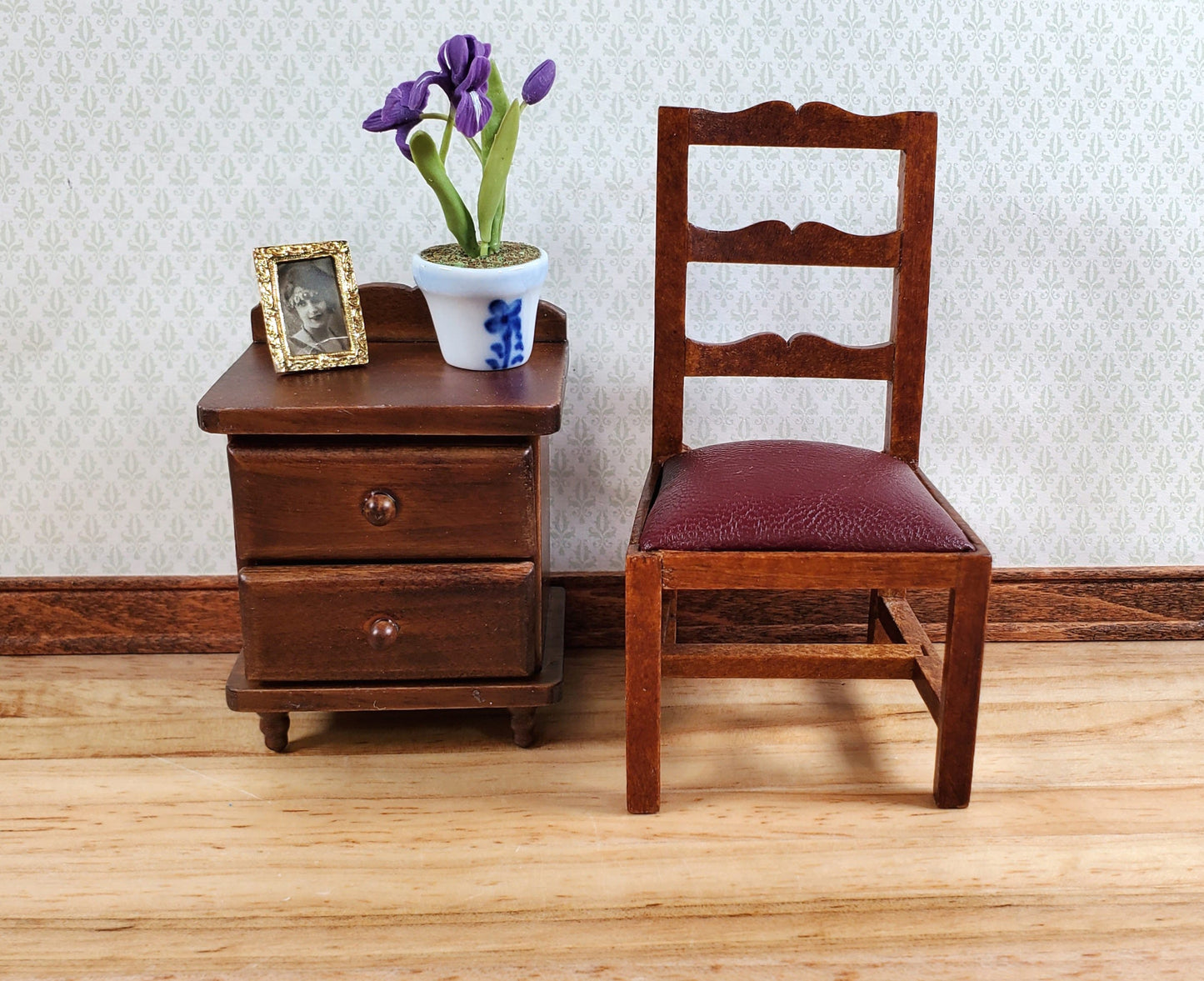 Dollhouse Nightstand Side Table 2 Drawers Walnut Finish 1:12 Scale Miniature Furniture