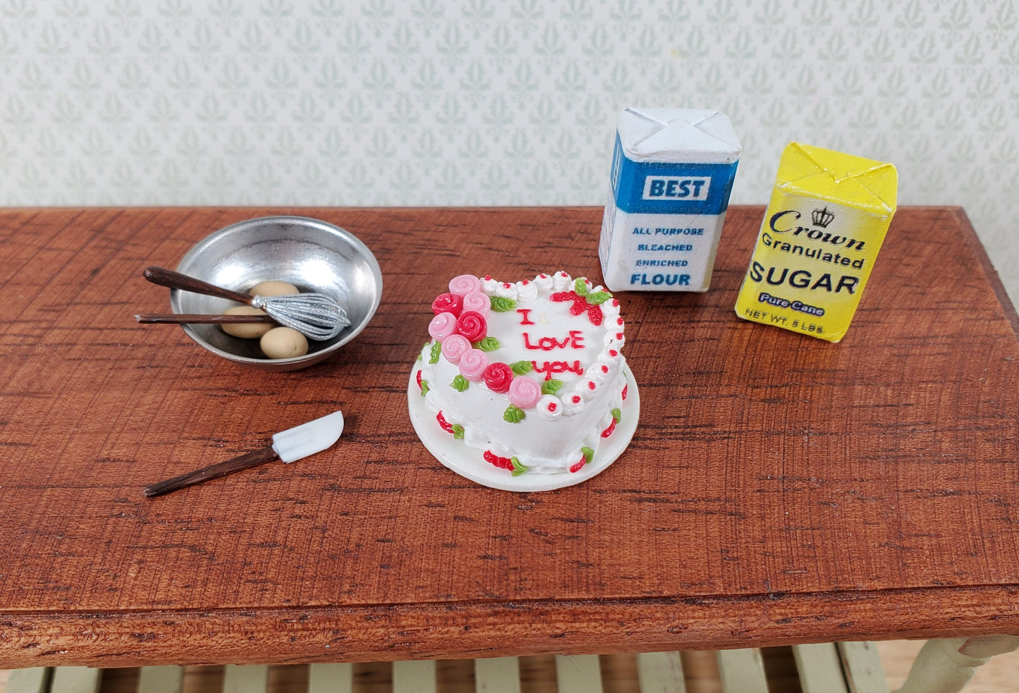 Dollhouse Cake Valentines Day Heart Shaped 1:12 Scale Miniature I Love You