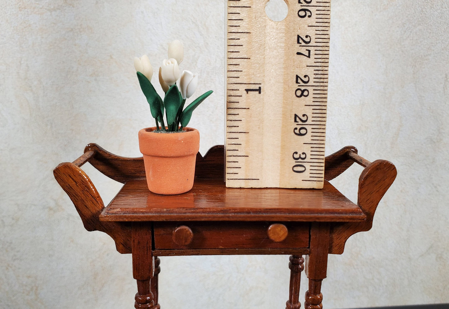 Dollhouse White Tulips in a Terra Cotta Planter Pot 1:12 Scale Miniature Plant