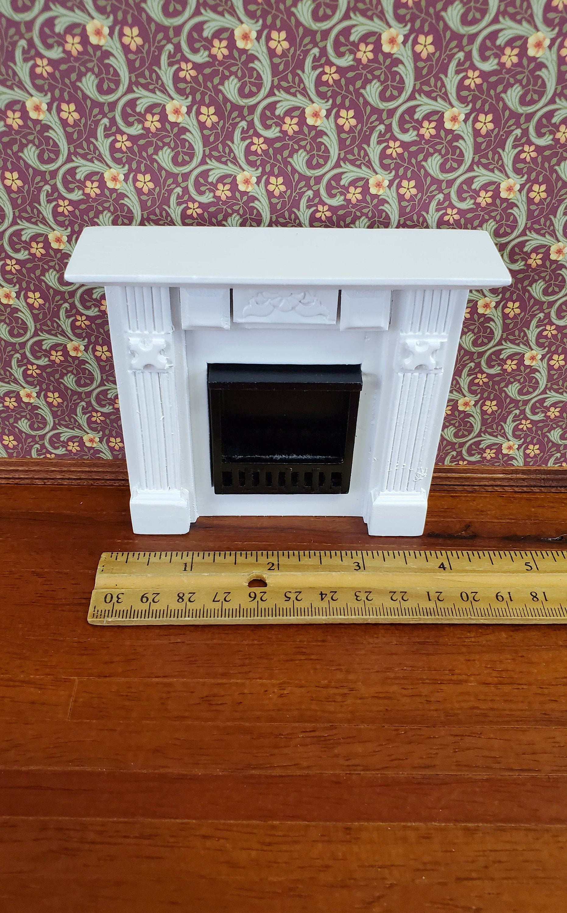 Dollhouse Miniature Fireplace Wood White Finish 1:12 Scale Furniture