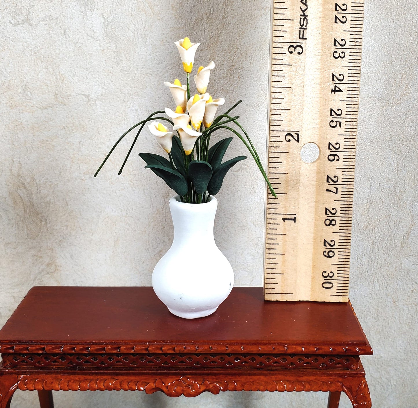 Dollhouse White Calla Lilies in White Ceramic Vase 1:6 Scale Miniature
