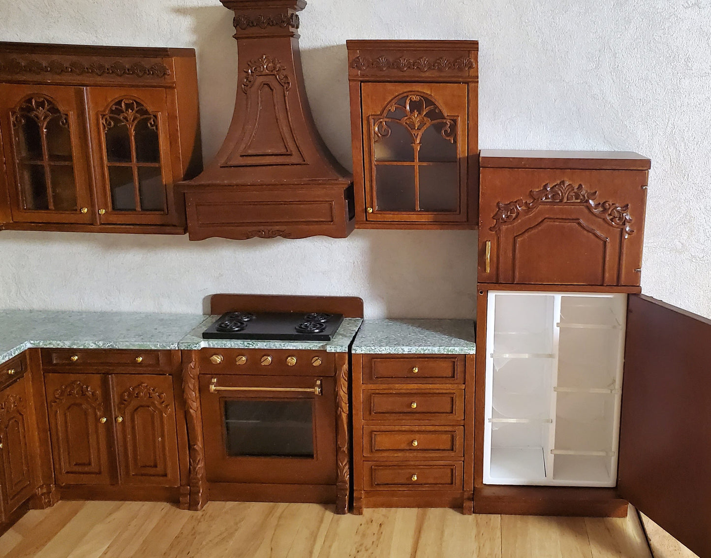 JBM Dollhouse Deluxe Kitchen Set 12 Pcs Stove Sink Cupboards Fridge Walnut 1:12