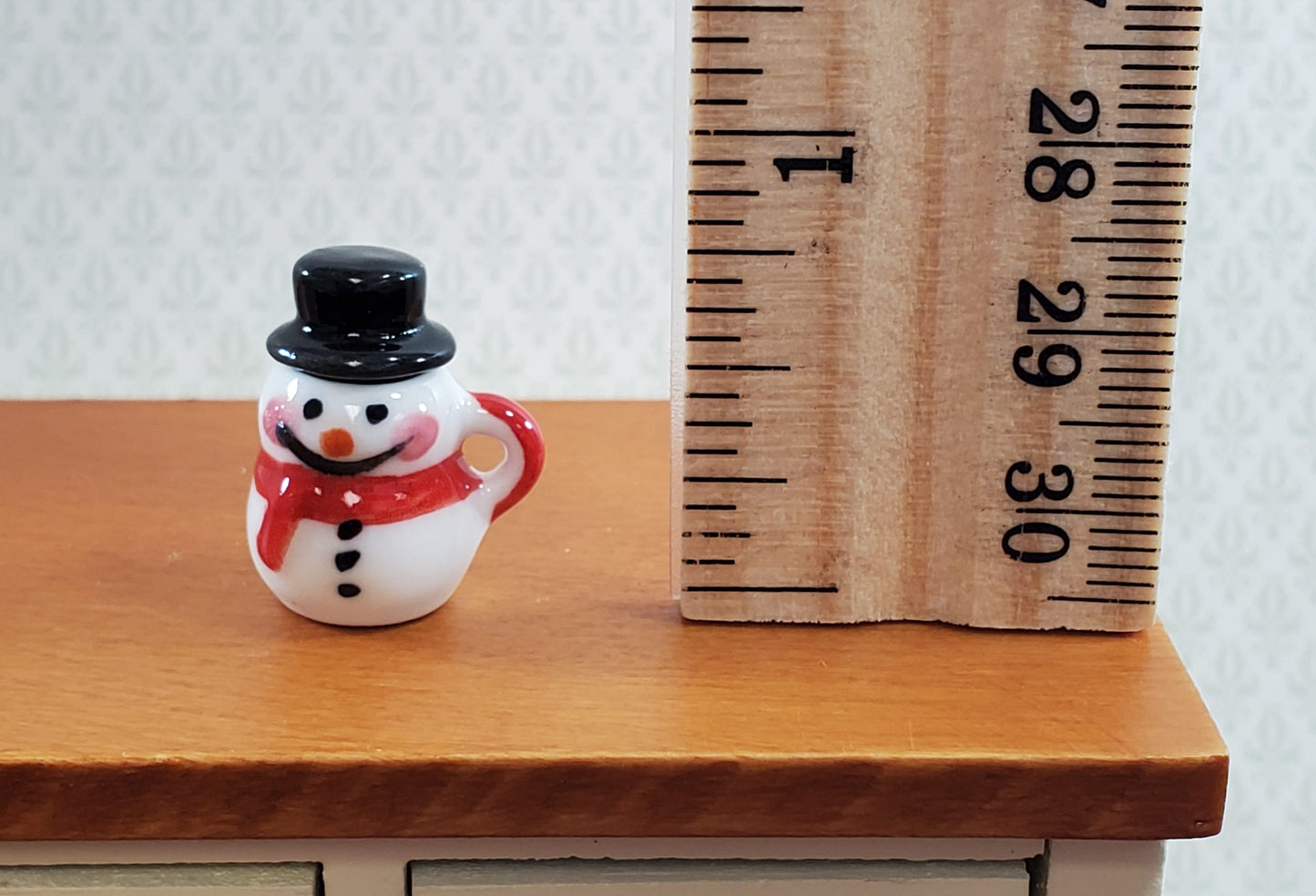 Dollhouse Snowman Mug Coffee Cup with Top Hat 1:12 Scale Miniature Ceramic