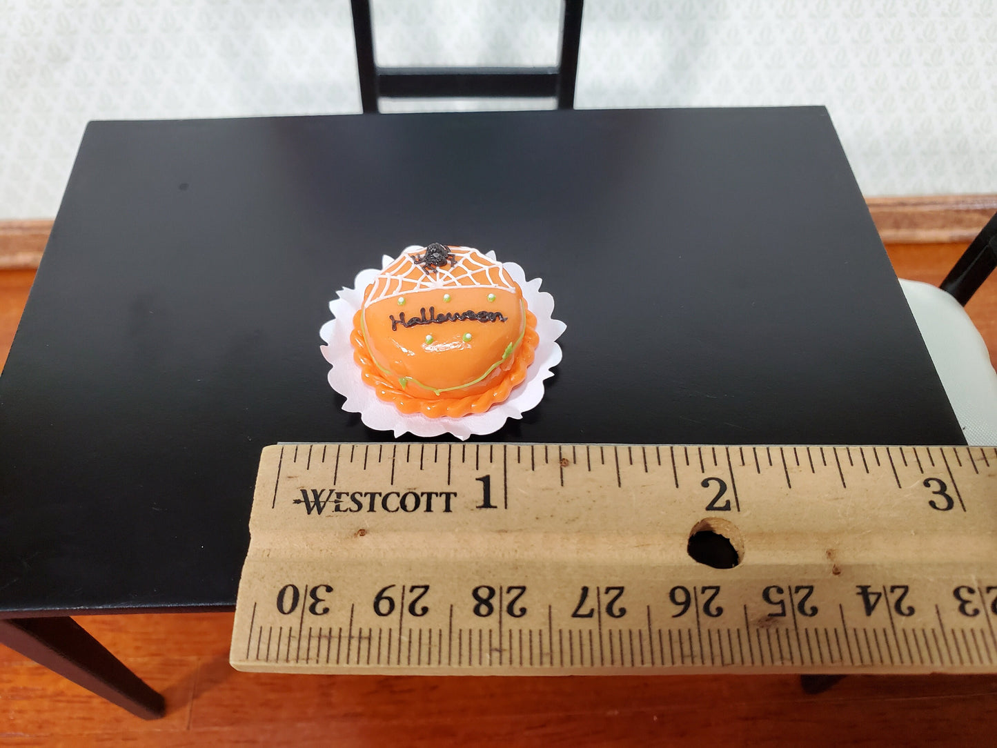 Dollhouse Halloween Cake with Spider & Web Round 1:12 Miniature Orange & White