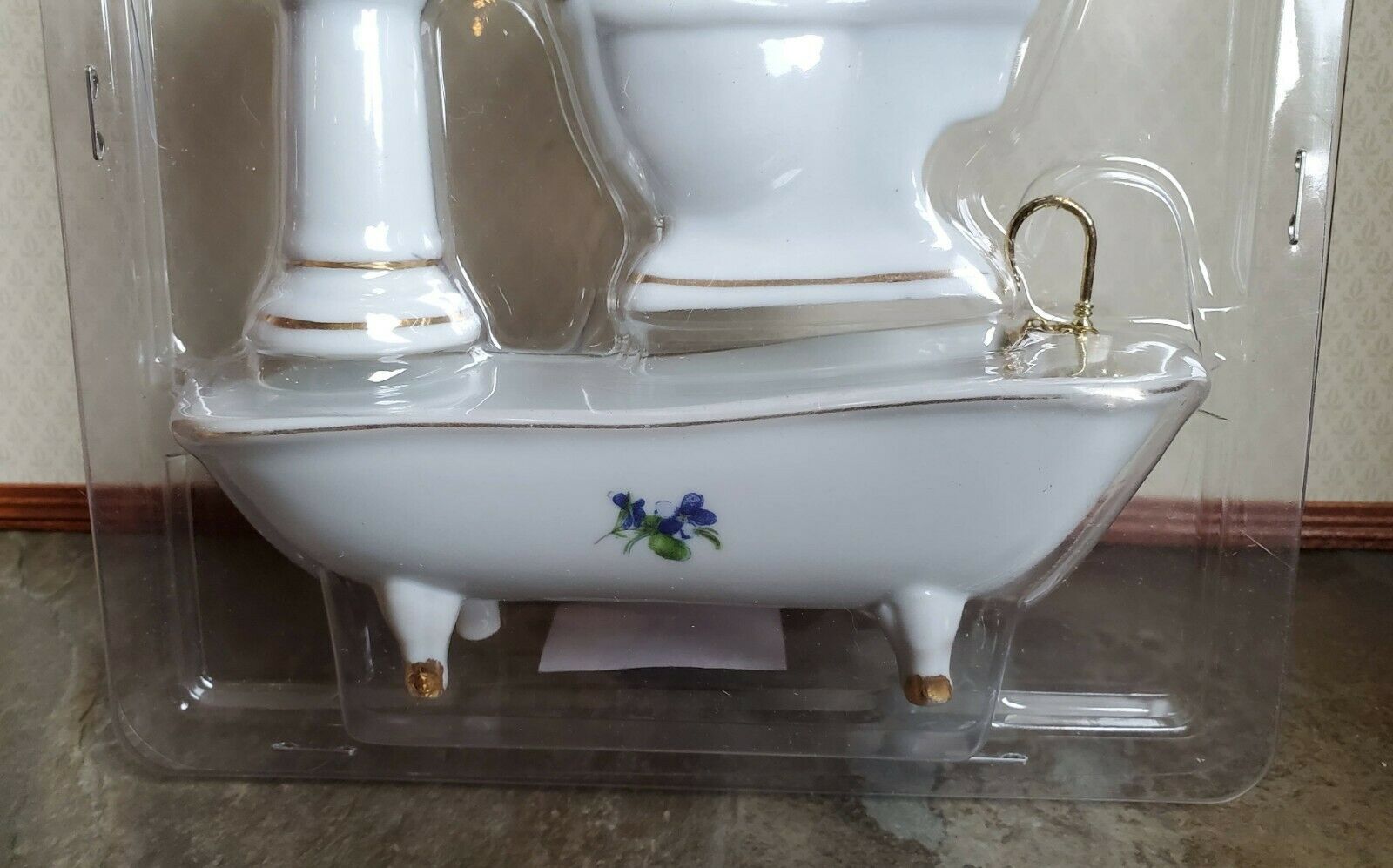 Dollhouse Miniature Bathroom Set Tub Toilet Sink White Purple Flower 1:12 Scale