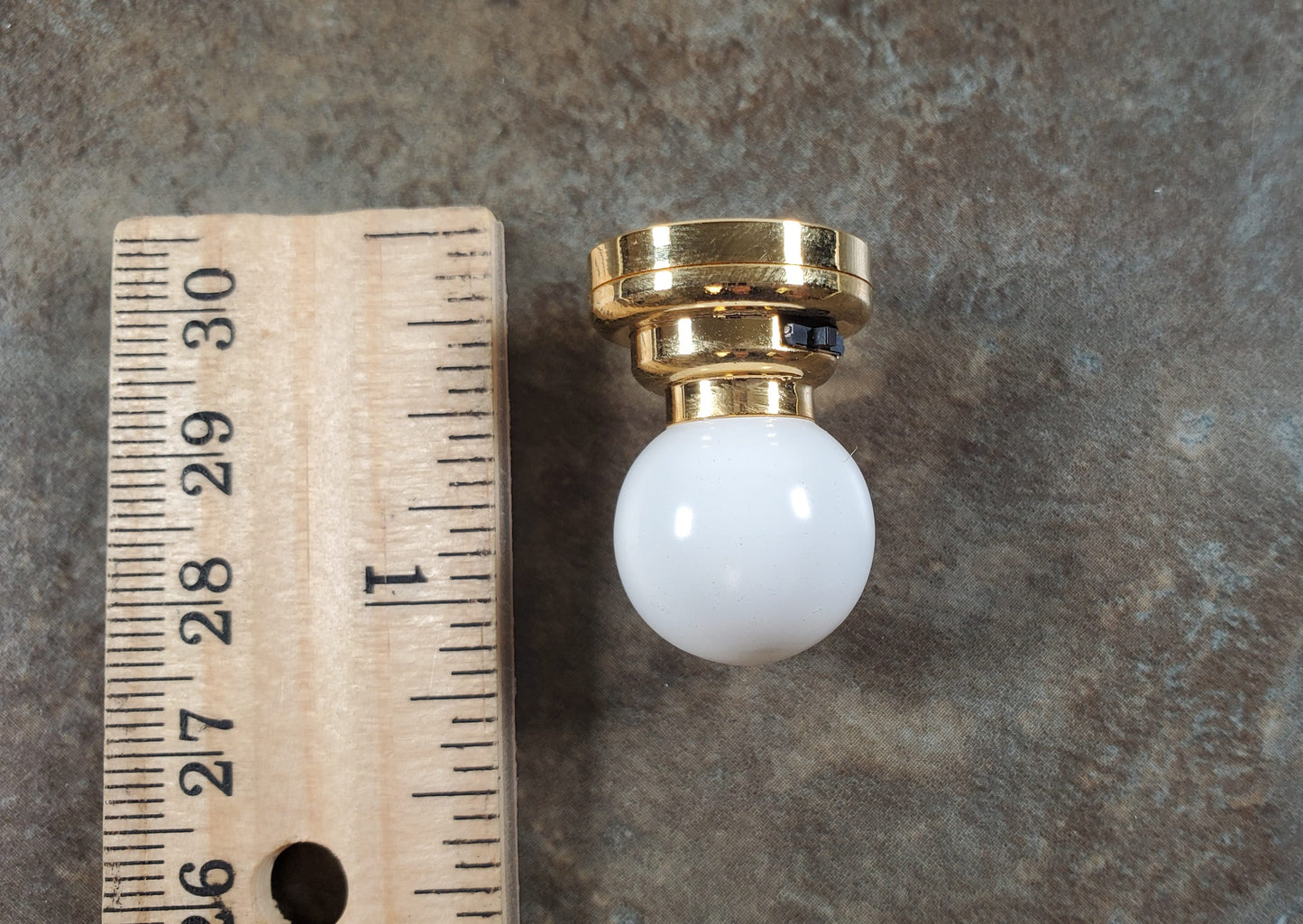 Dollhouse Battery Ceiling Light Hanging White Globe Shade 1:12 Scale Houseworks