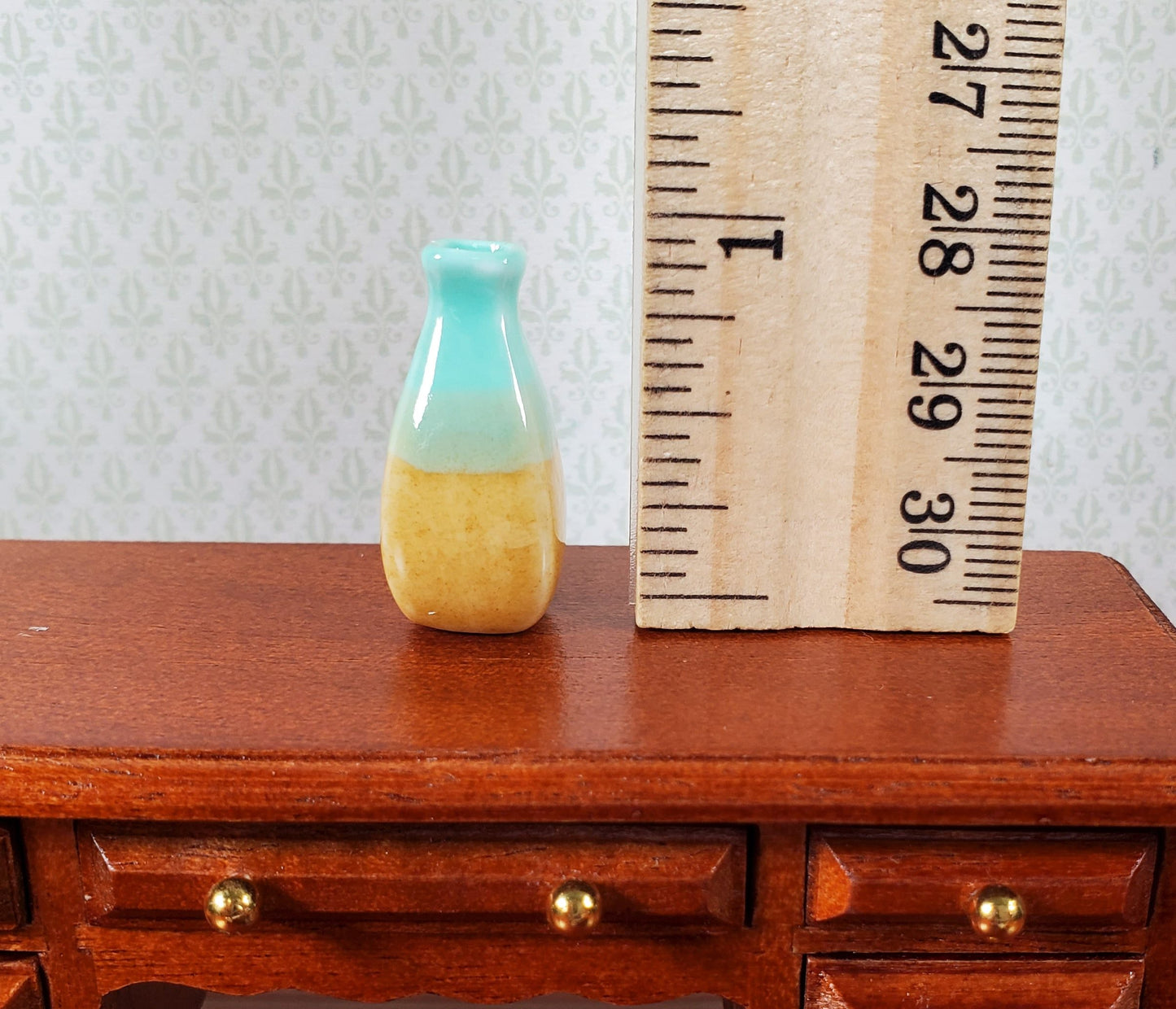 Dollhouse Green and Beige Square Ceramic Jar or Vase 1:12 Scale Miniature