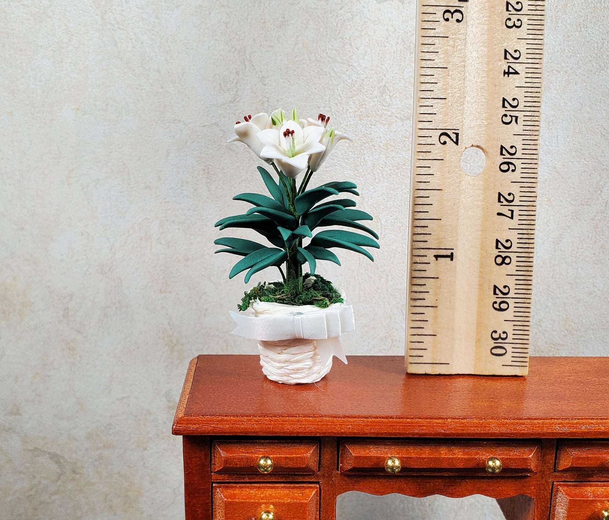 Dollhouse White Easter Lilies in White Basket with Bow 1:12 Scale Miniature