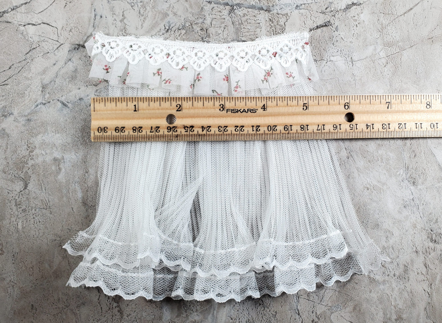 Dollhouse Lace Curtains Cream with Pink Floral Valance 1:12 Scale 5" W x 6" L