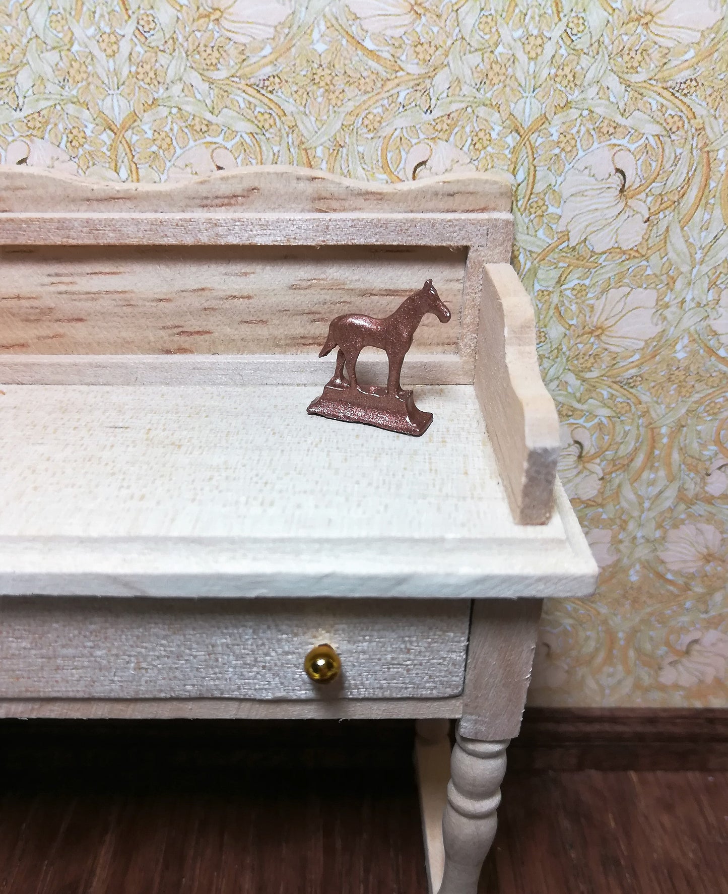 Dollhouse Miniature Horse Statue Trophy Bronze 1:12 Scale Painted Metal
