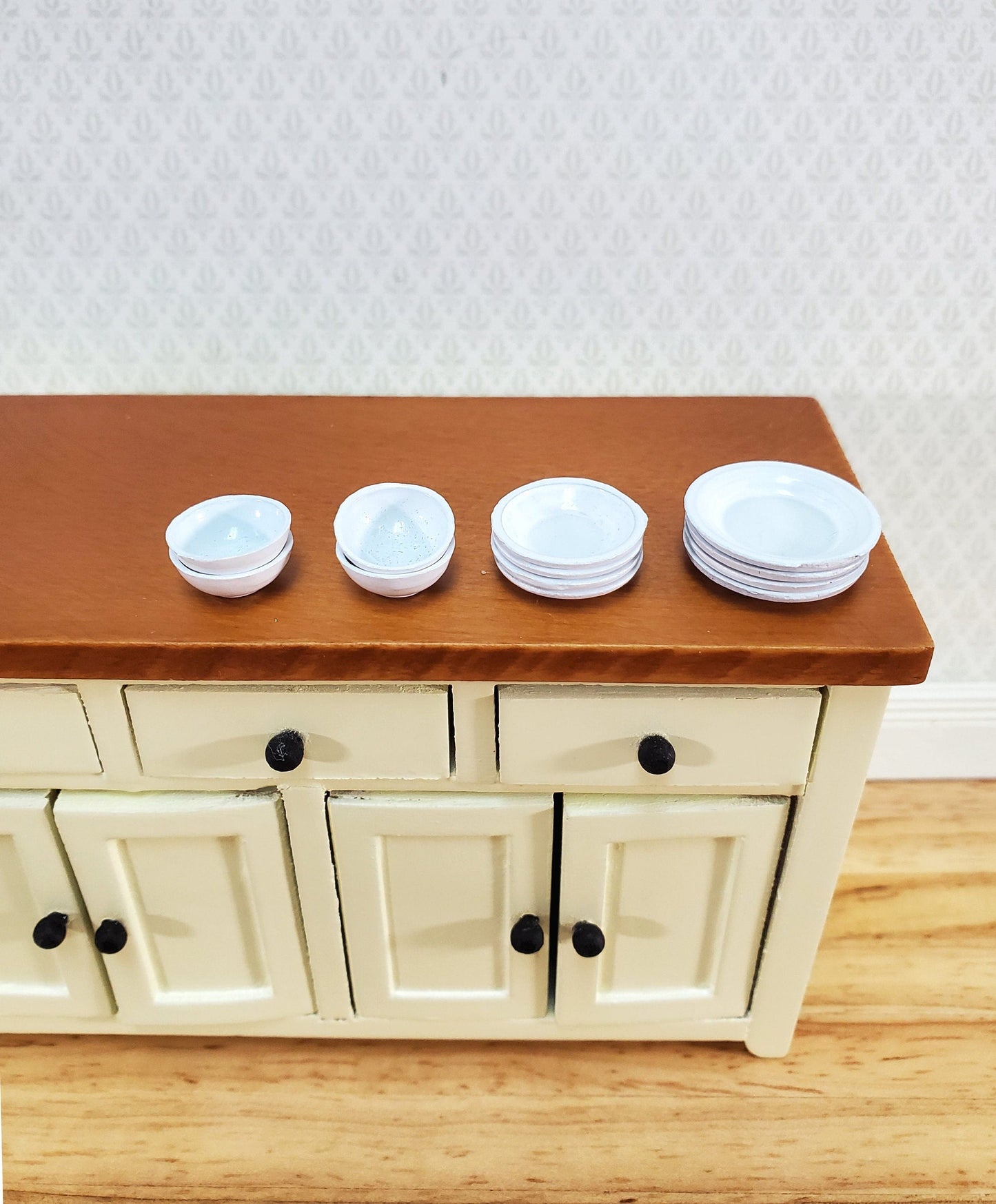 Dollhouse Metal Dishes White Plates Bowls Set of 12 Pieces 1:12 Scale Miniatures