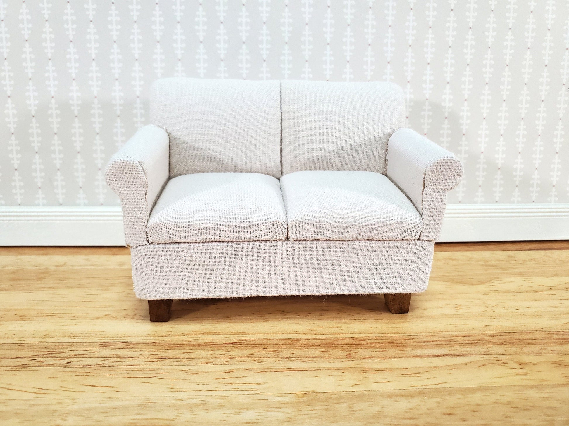 Dollhouse Modern Sofa Cream/Beige Couch Small 1:12 Scale Miniature Furniture