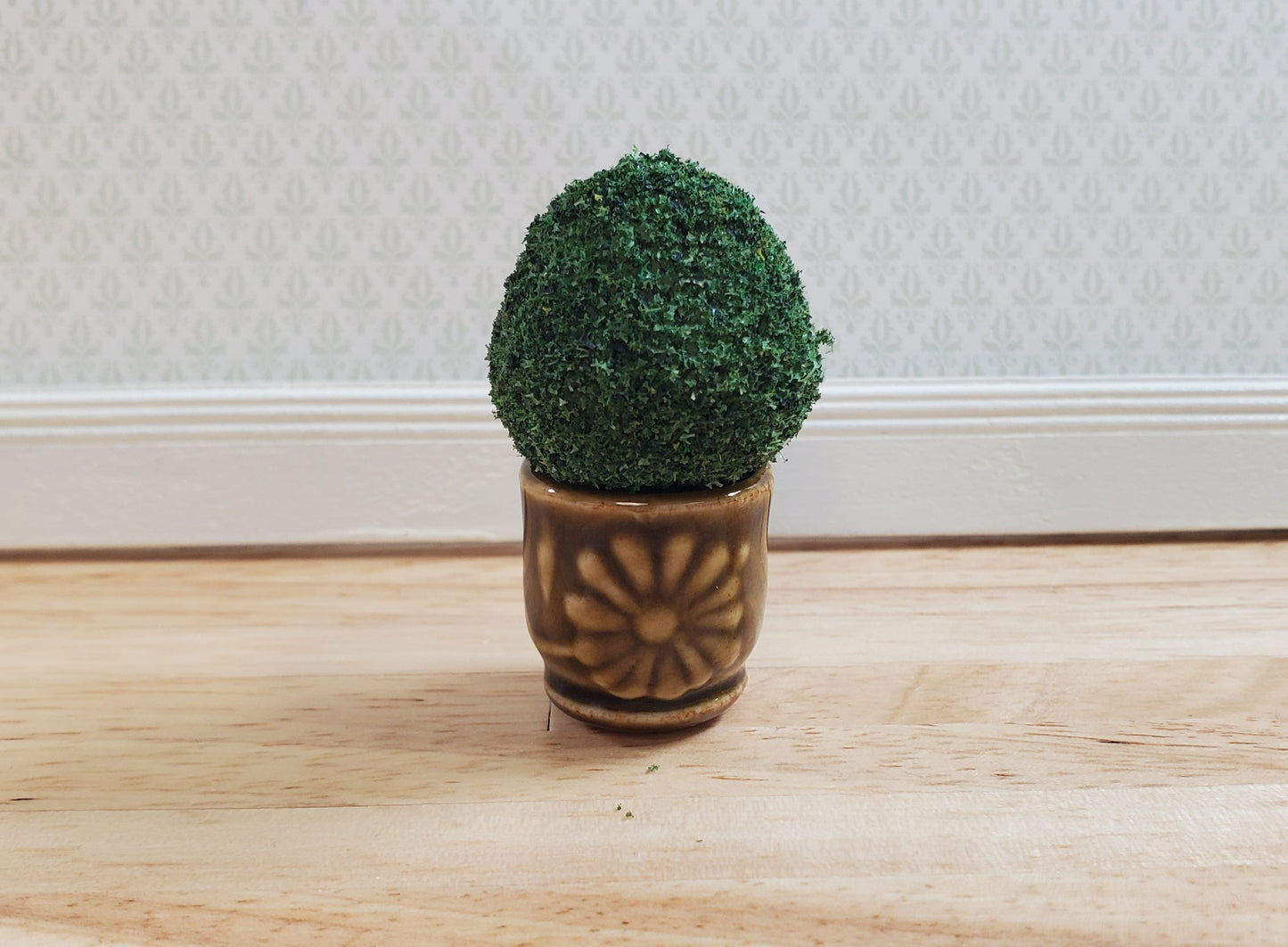 Dollhouse Brown Ceramic Planter Garden Pot 1:12 Scale Falcon Miniatures