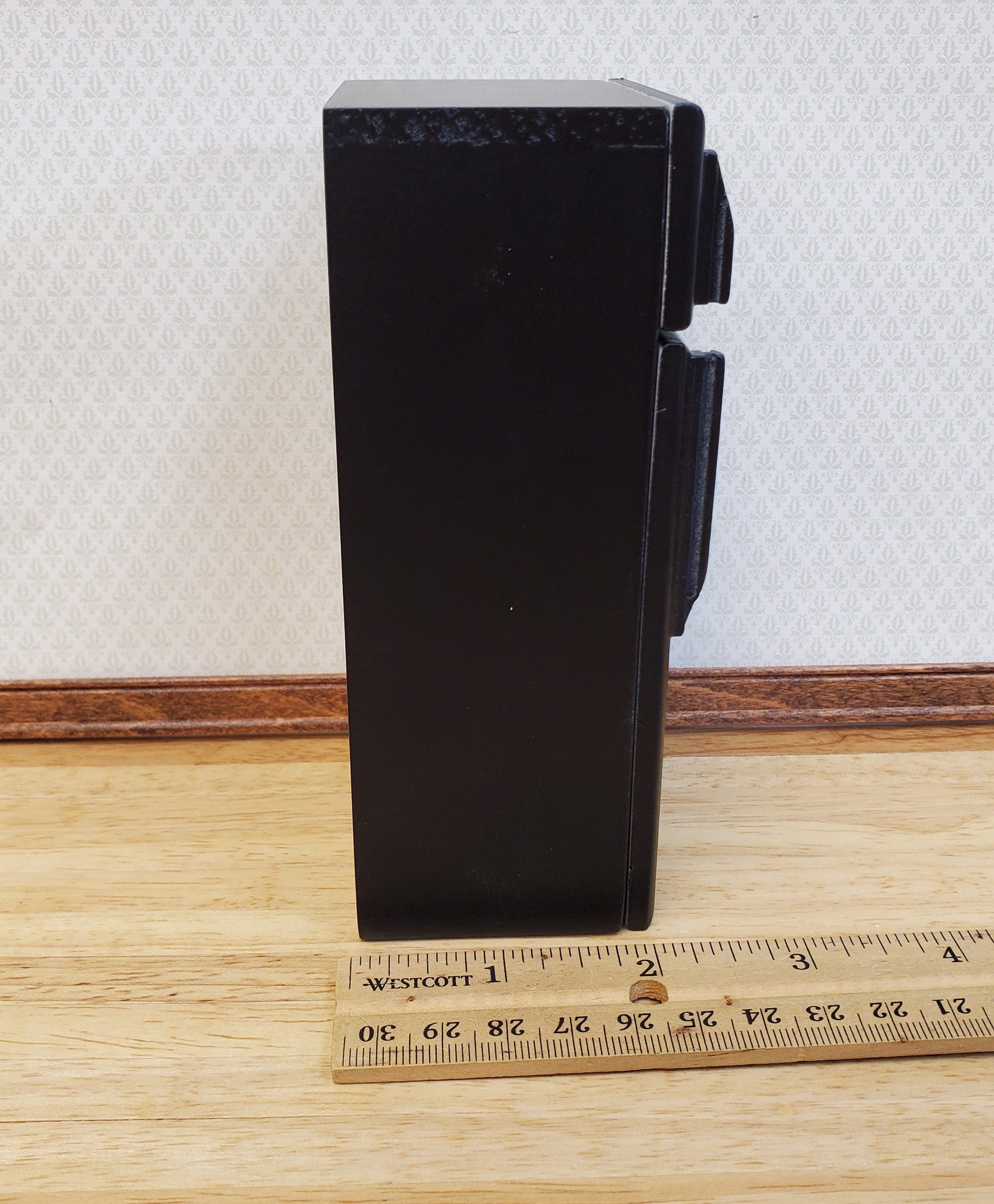 Dollhouse Fridge Modern Refrigerator Freezer Black 2 Door 1:12 Scale Miniature