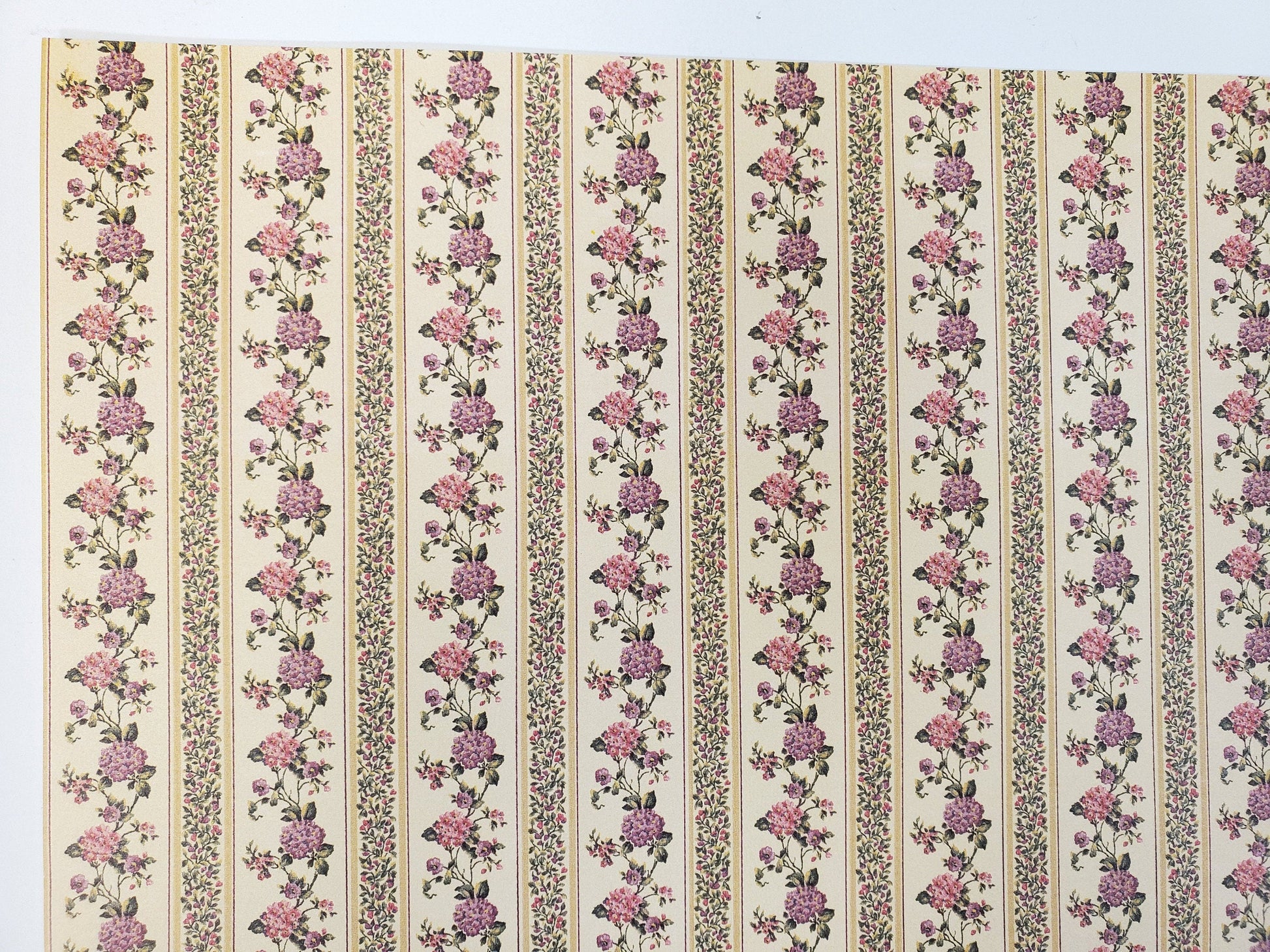 Dollhouse Wallpaper Floral Striped 3 Sheets MiniGraphics "Kismet Stripe" 1:12 Scale