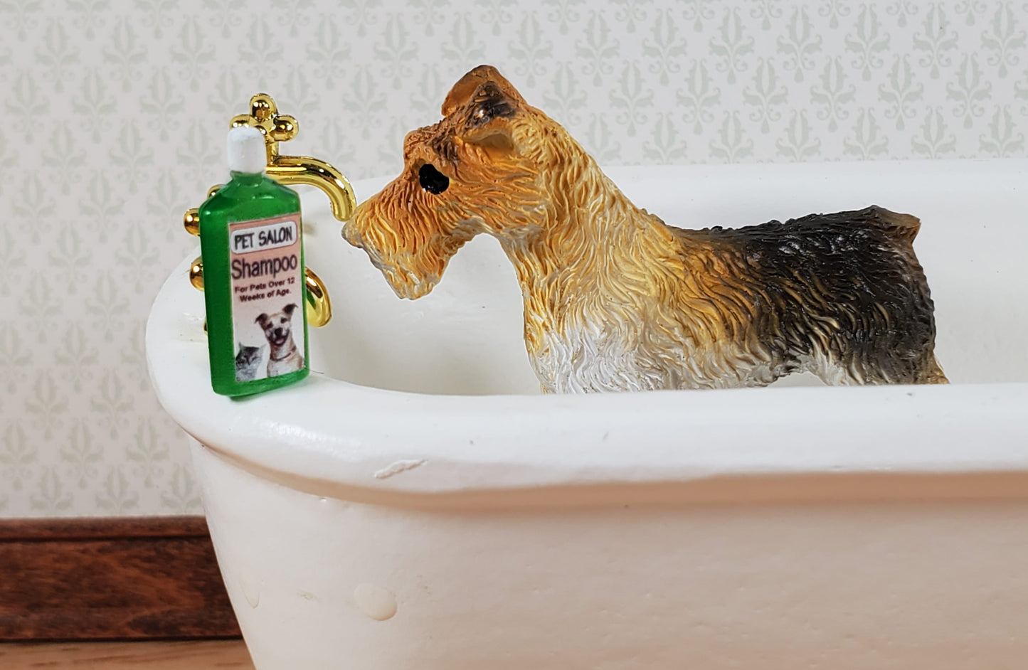Dollhouse Pet Shampoo for Dogs and Cats 1:12 Scale Miniature Decor