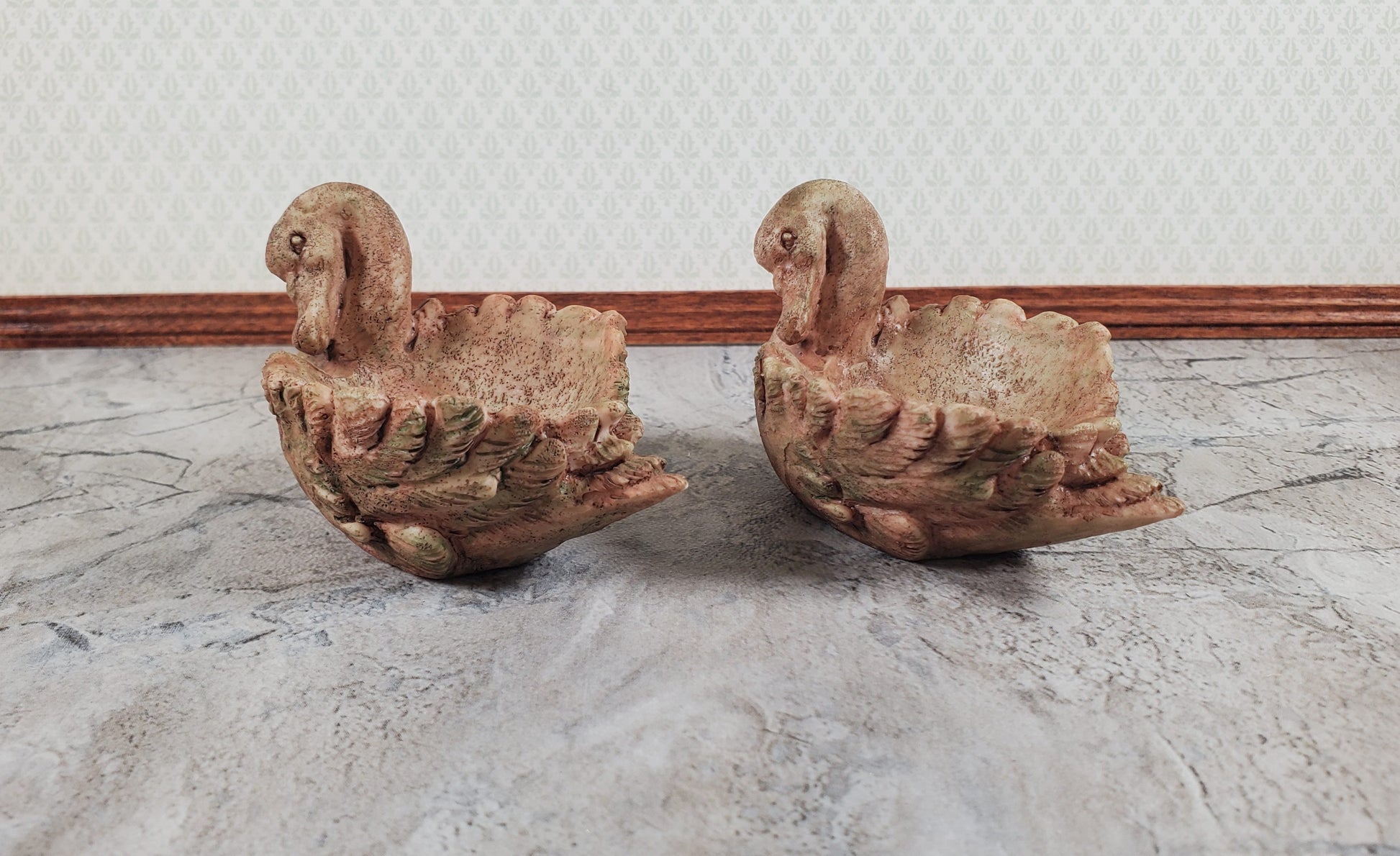 Dollhouse Swan Flower Planters x2 Large by Falcon Miniatures 1:12 Sale A4010GA