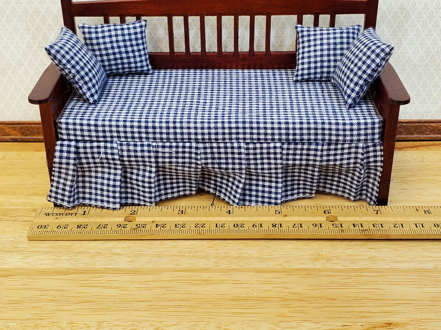 Dollhouse Day Bed with Pillows Mahogany Finish 1:12 Scale Miniature Furniture