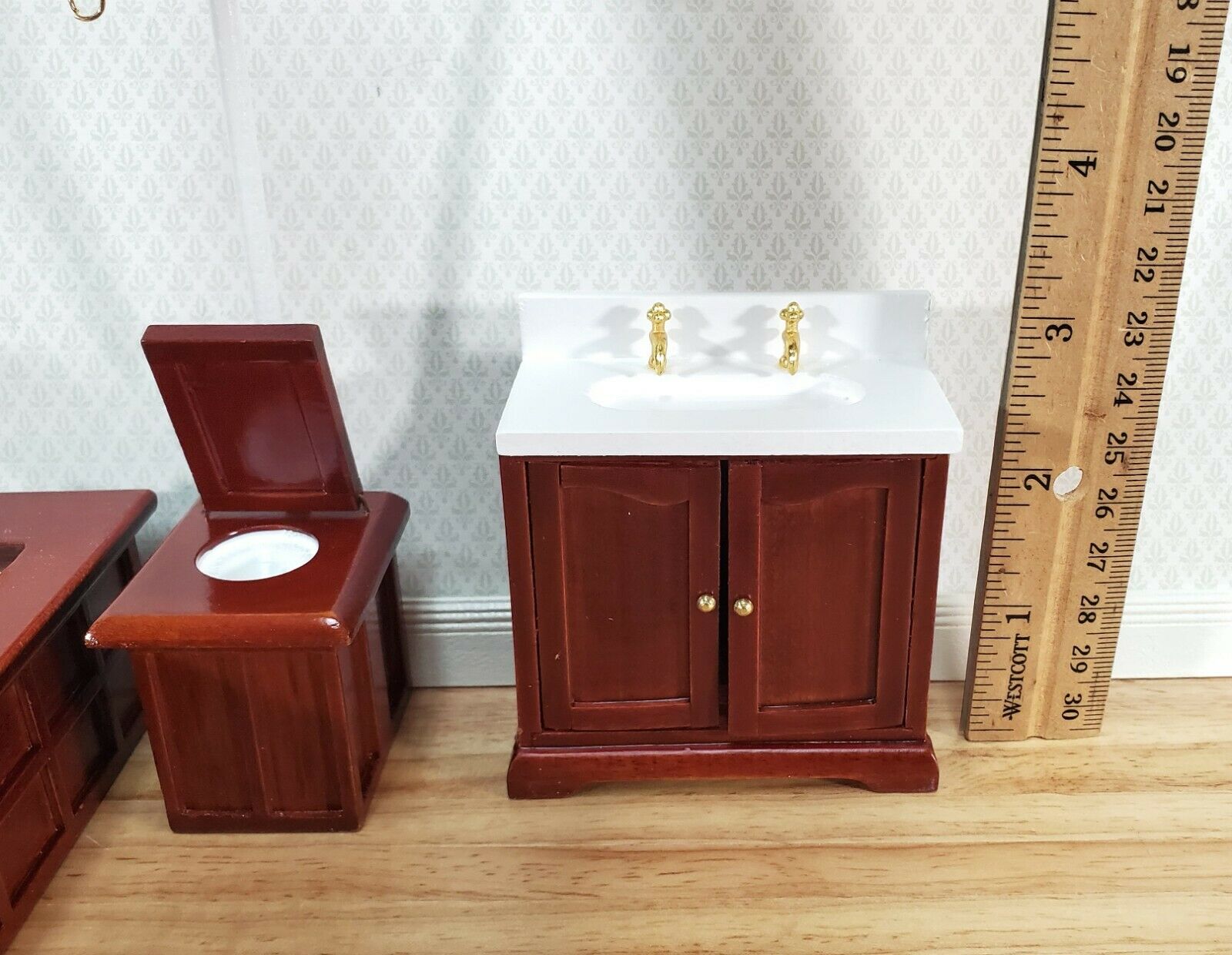 Dollhouse Bathroom Set Victorian Tub Toilet Sink Mahogany Finish 1:12 Scale Miniature Furniture