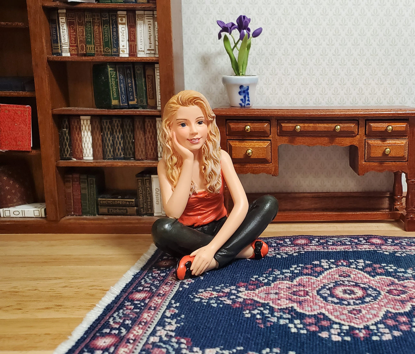 Modern Dollhouse Doll Teenager Teen Girl Daughter Sitting 1:12 Scale Miniature "Dianne"