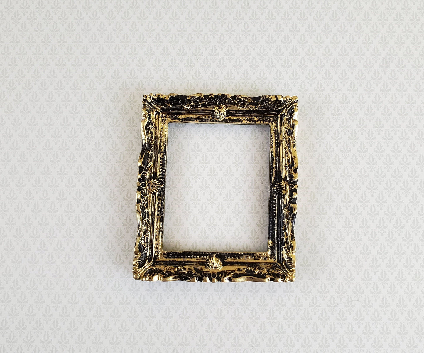 Dollhouse Miniature Picture Frame Large Fancy Antique Gold 1:12 Scale B0422