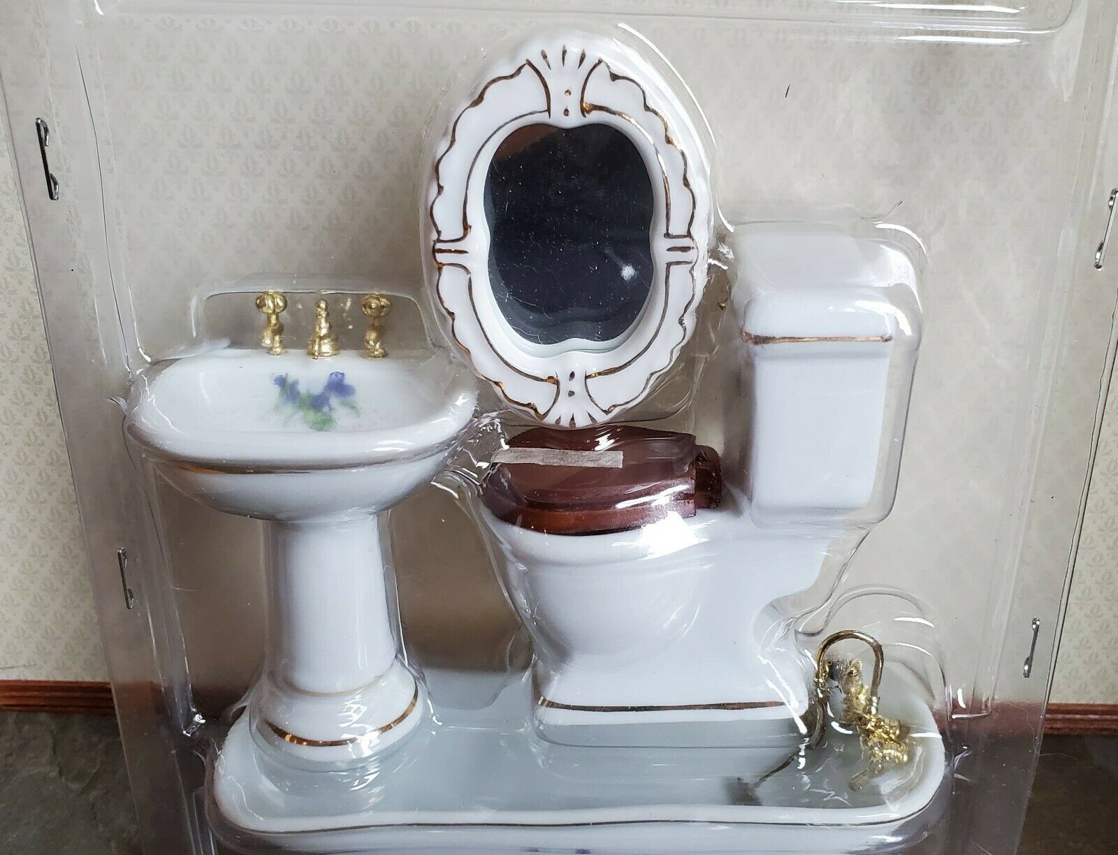 Dollhouse Miniature Bathroom Set Tub Toilet Sink White Purple Flower 1:12 Scale