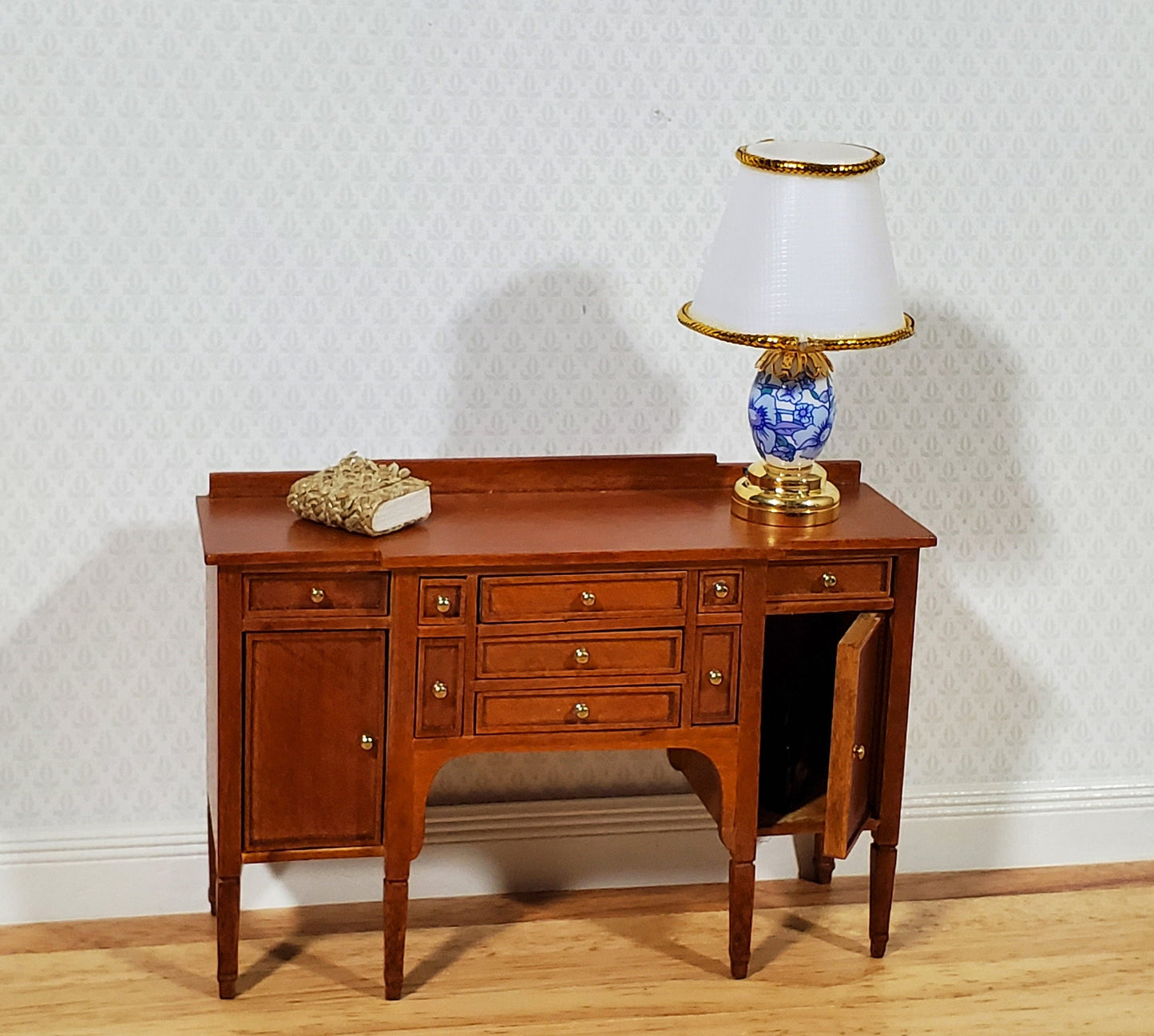 Dollhouse Table Lamp Battery Operated Light LARGE use in 1:12 or 1/6 Scale