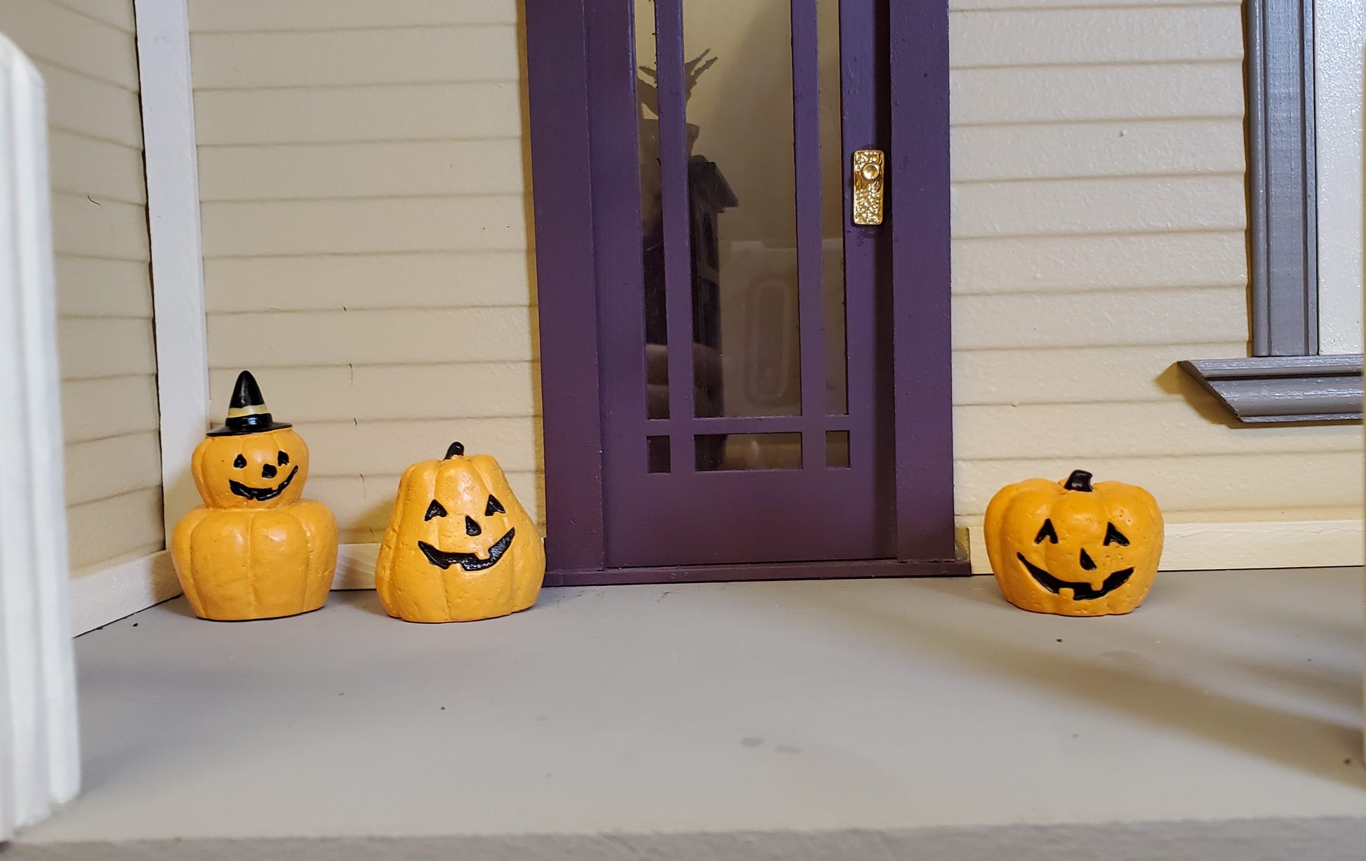 Dollhouse Pumpkins Set of 3 Halloween Decor 1:12 Scale Miniatures