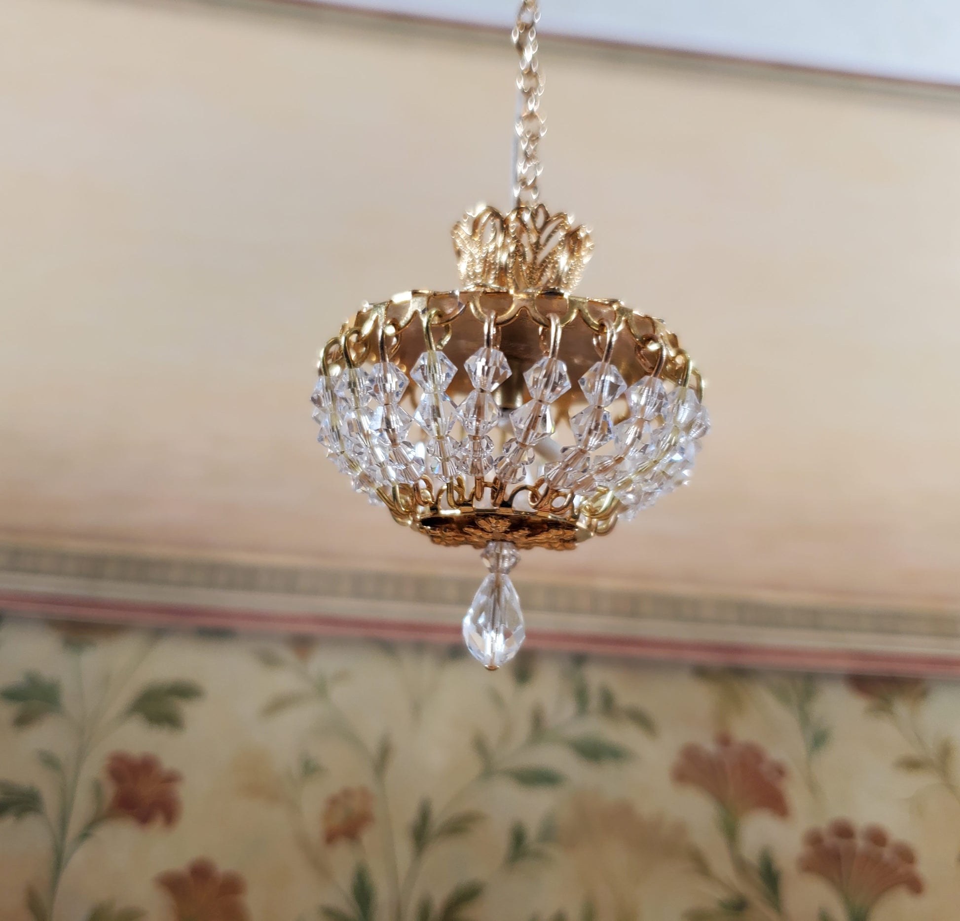 Dollhouse Ceiling Light Real Glass Crystals Low Profile 12 Volt 1:12 Scale Miniature
