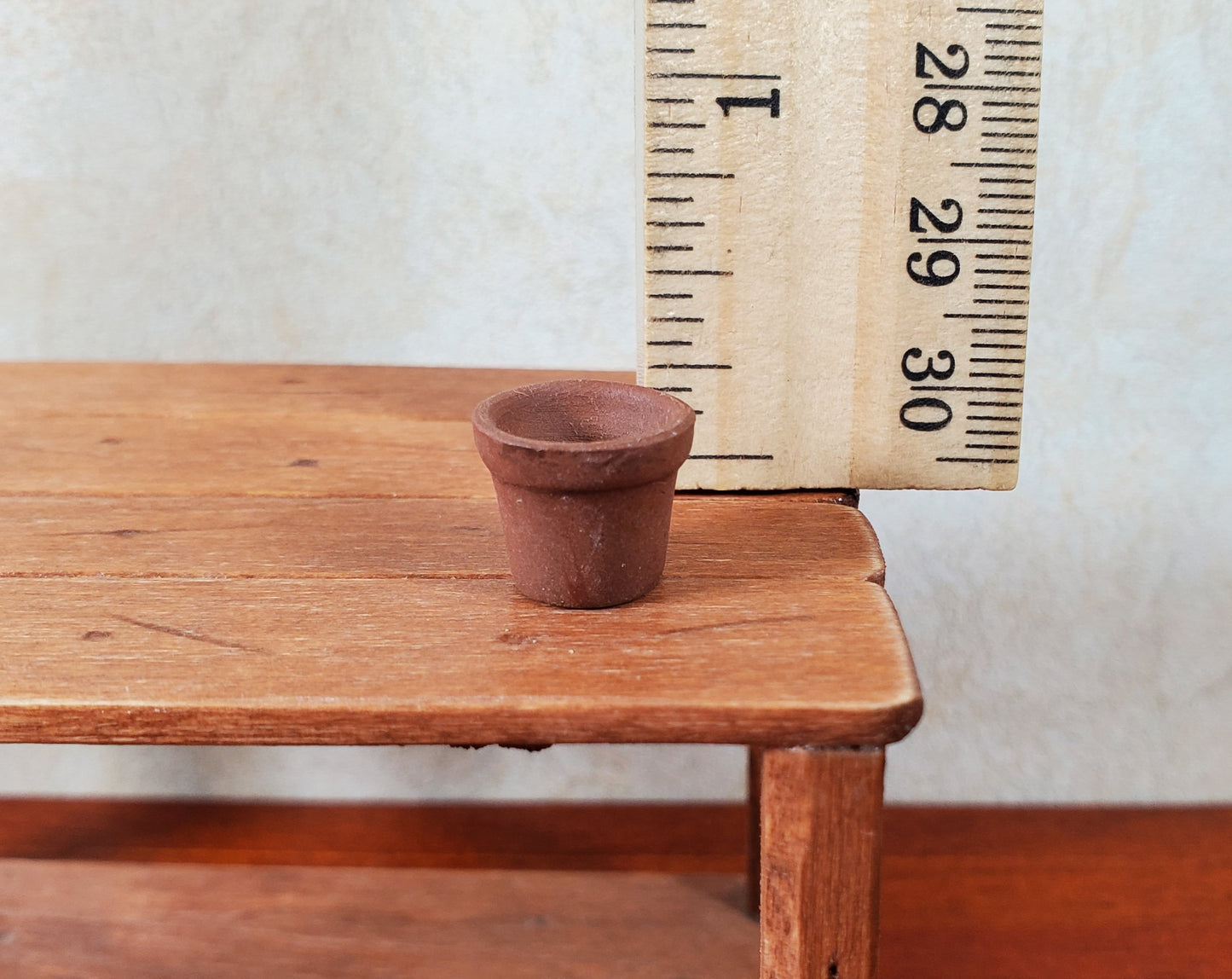 Dollhouse Small Darker Color Terra Cotta Pot 1:12 Scale Miniature