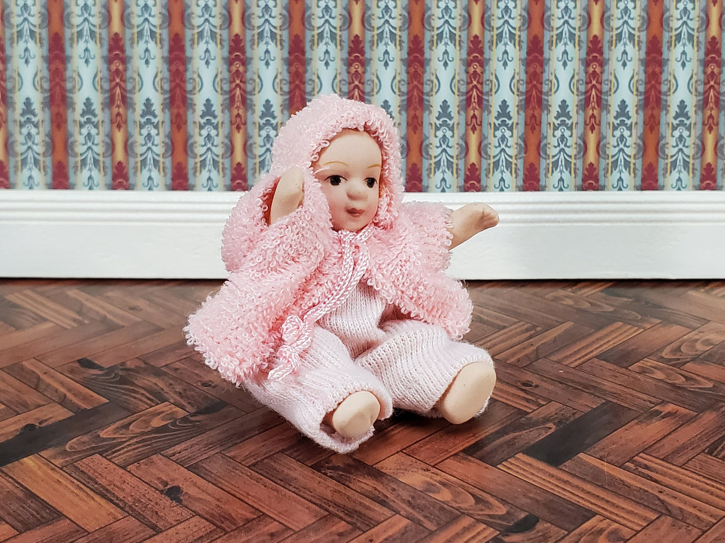 Dollhouse Baby Doll Porcelain Moveable 1:12 Scale Miniature Pink Sleeper