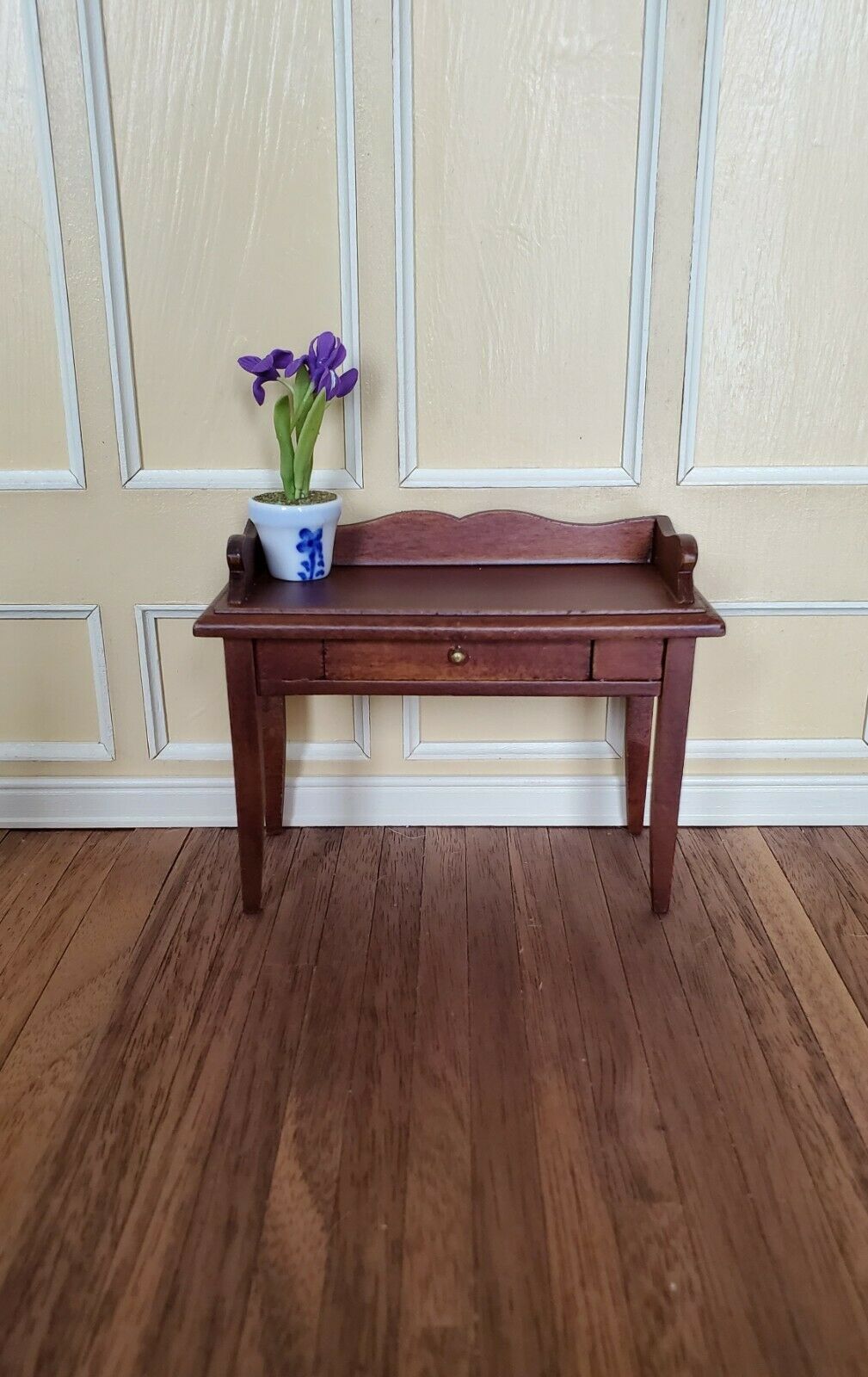 Dollhouse Miniature Writing Desk with Drawer Walnut Finish 1:12 Scale Furniture