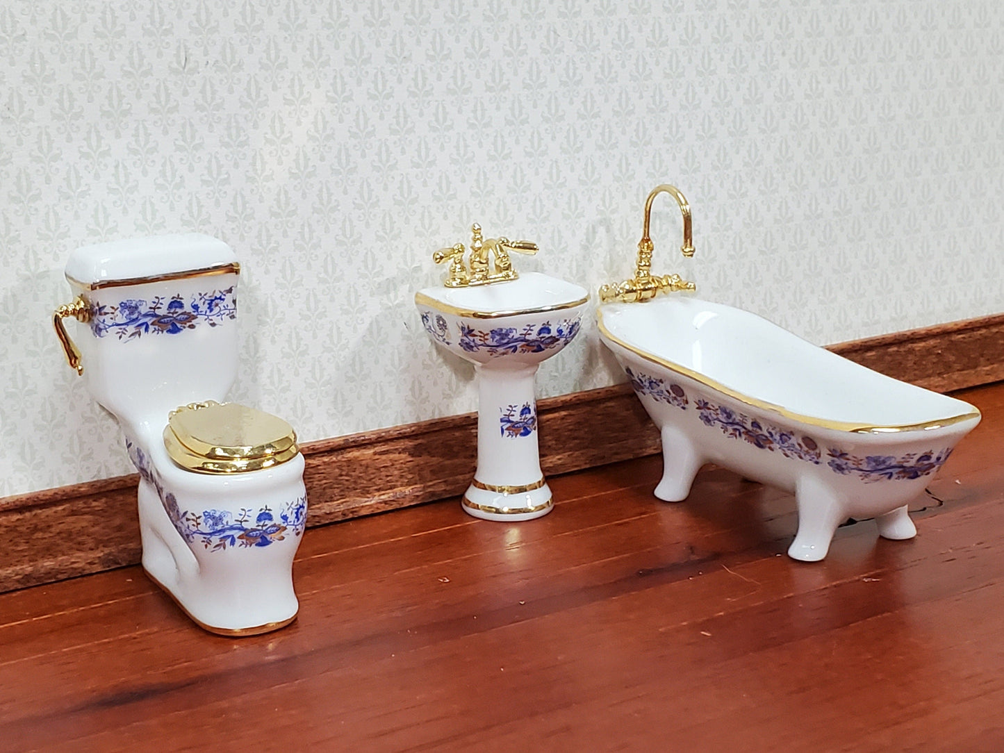 Dollhouse HALF SCALE Bathroom Set Reutter Porcelain Tub Toilet Sink 1:24 Miniatures Blue & Gold